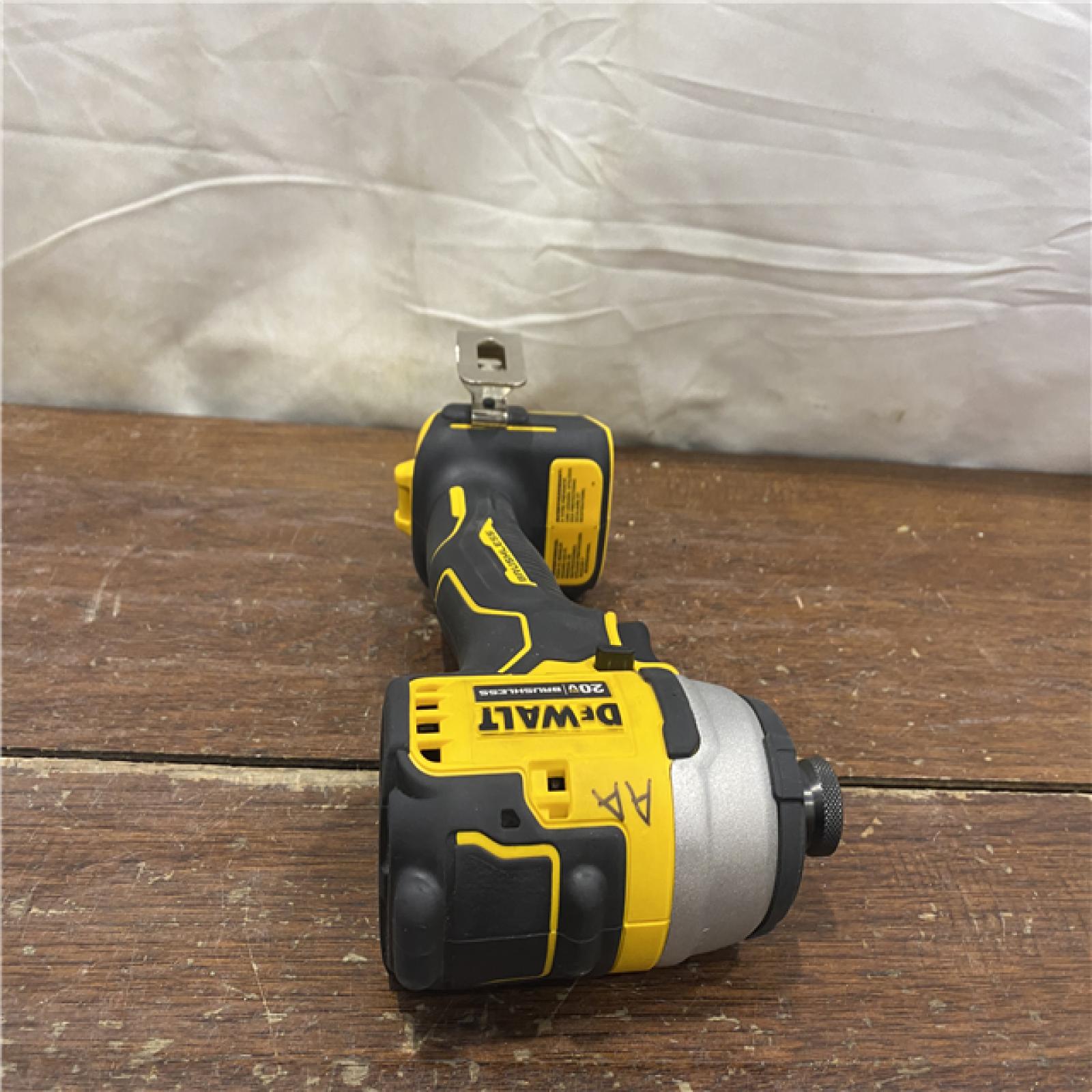 AS-IS DeWALT ATOMIC 20V MAX Cordless Compact Impact Driver Kit W/ Li-Ion Battery, 1/4, Brushless