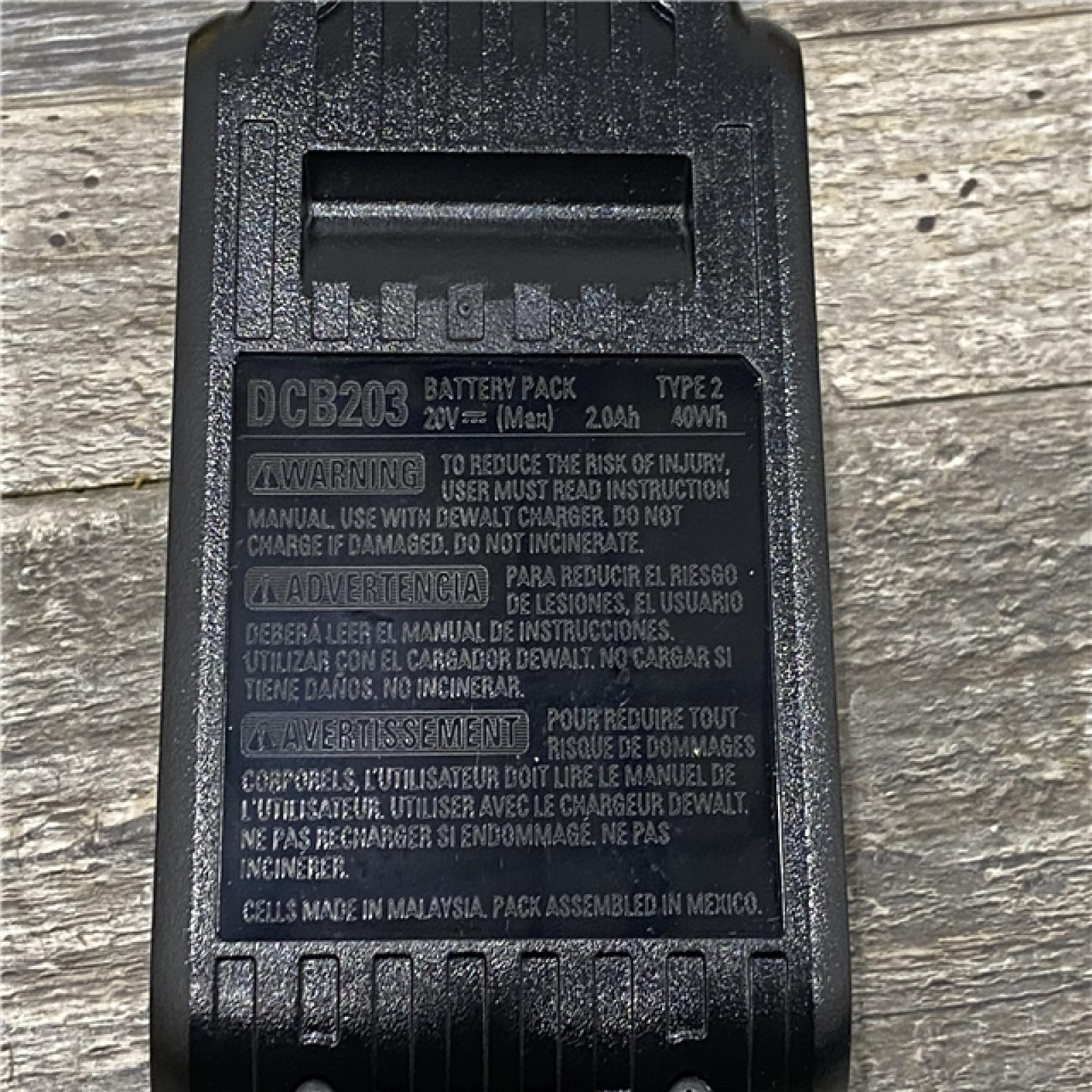 AS-IS DEWALT ATOMIC 20V MAX Lithium Ion Cordless 23 Gauge Pin Nailer Kit