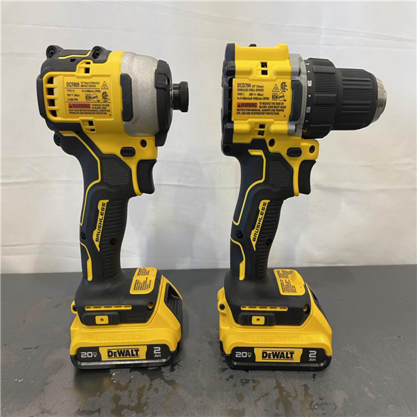AS-IS - Dewalt ATOMIC 20-Volt MAX Lithium-Ion Cordless Combo Kit