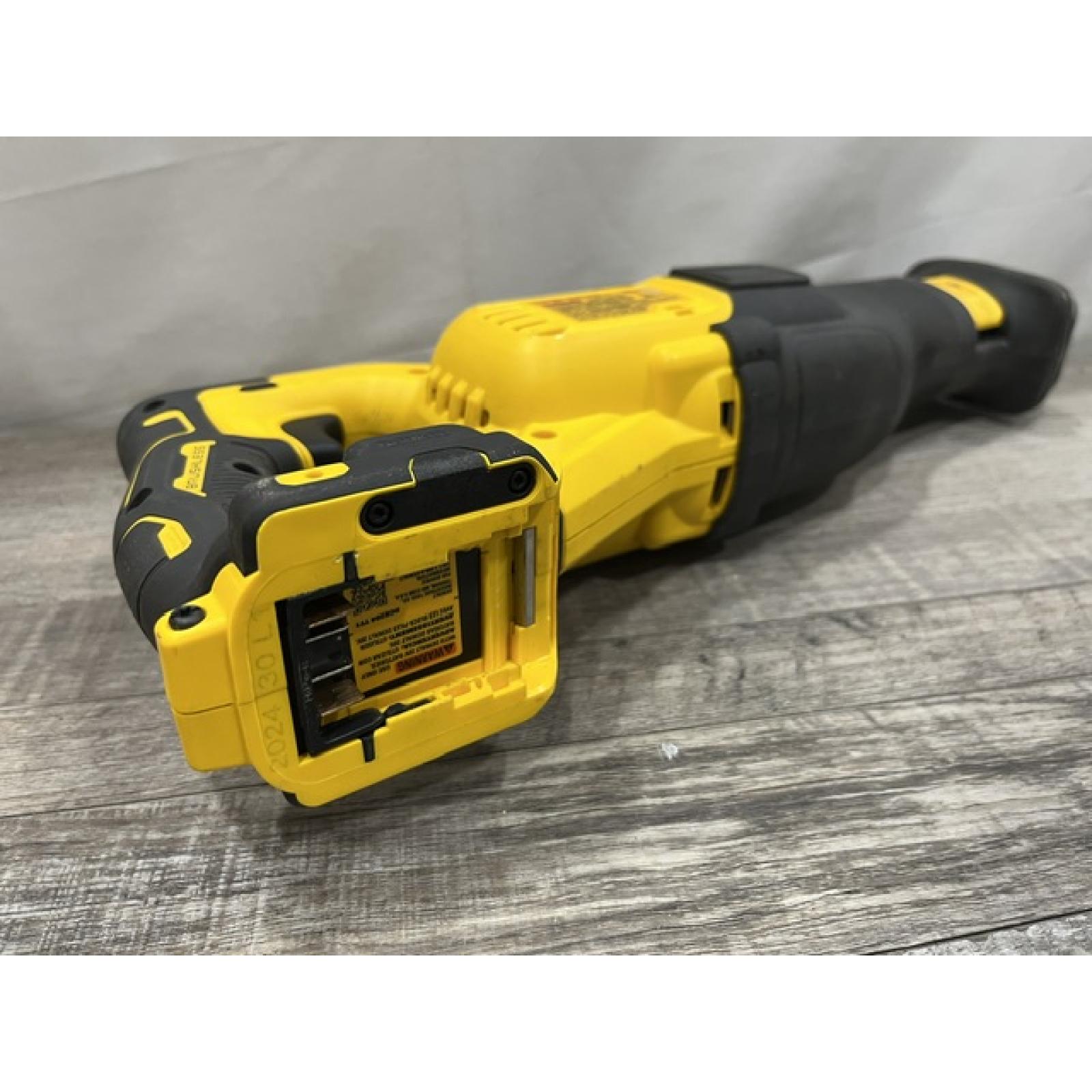 AS-IS DEWALT 20-Volt XR Cordless Reciprocating Saw (Tool Only)