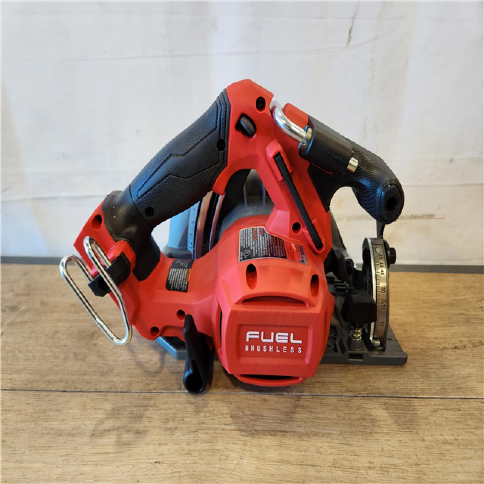 AS-IS- Milwaukee  FUEL 18V Lithium-Ion Brushless Cordless 6-1/2 in. Circular Saw (Tool-Only)