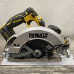 AS-IS DEWALT 20-Volt MAX 7-1/4 in. Cordless Circular Saw (Tool Only)