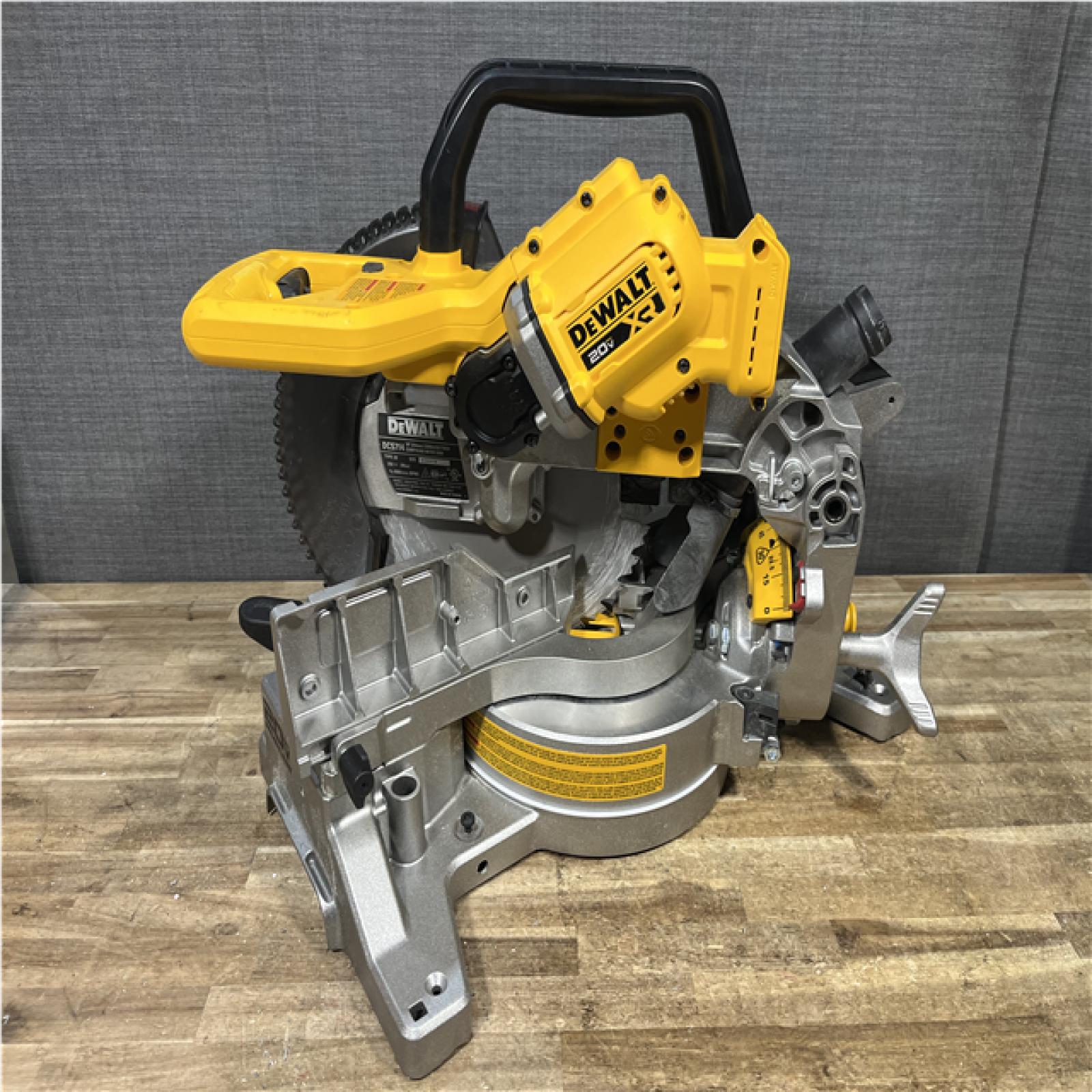 Houston Location AS-IS DeWALT DW716XPSR 12 Inch Double Bevel Compound Miter Saw