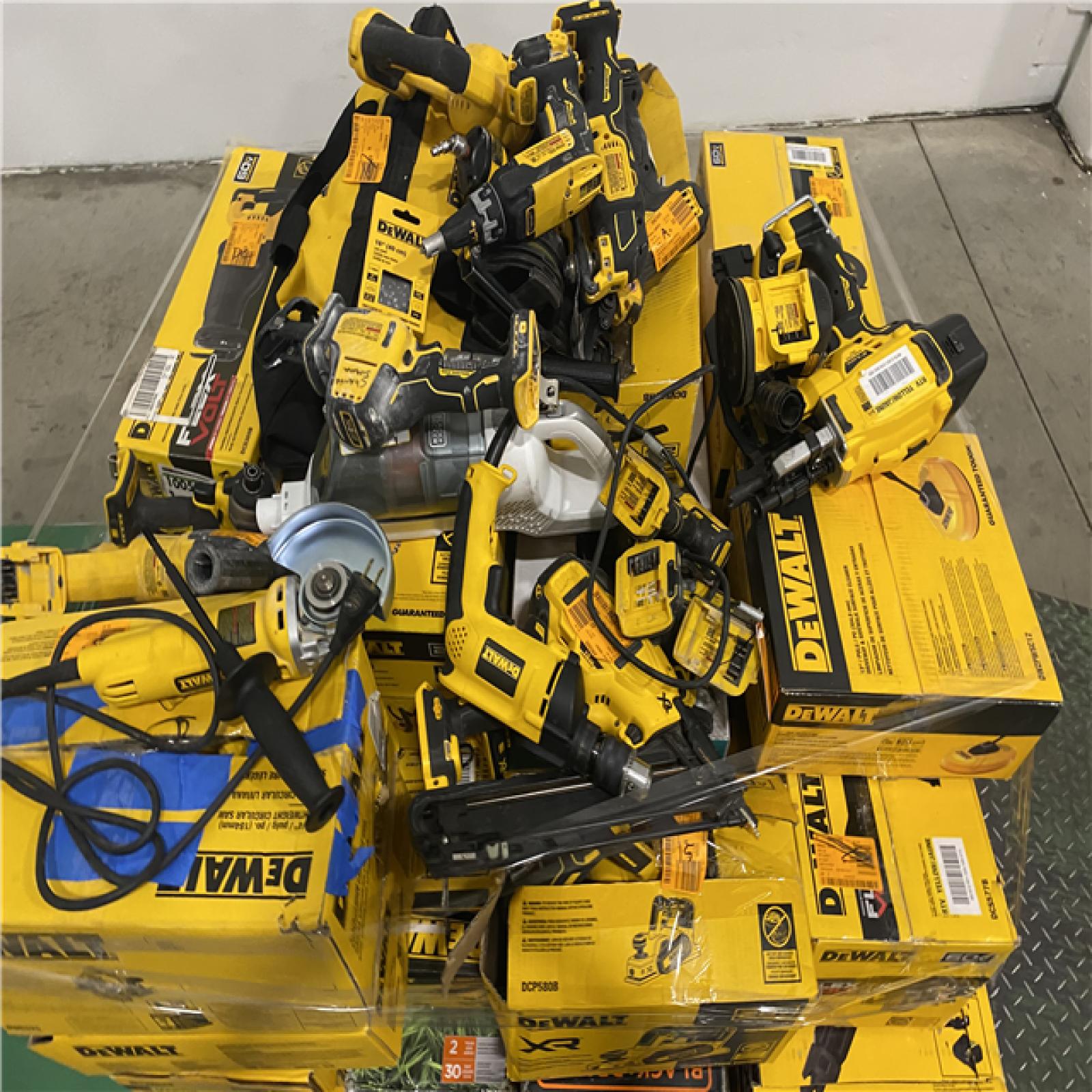 Dallas Location - As-Is Tool Pallet