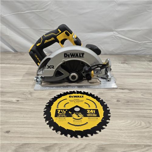 LIKE NEW! - DEWALT 20-Volt MAX Cordless Circular Saw (Tool Only)