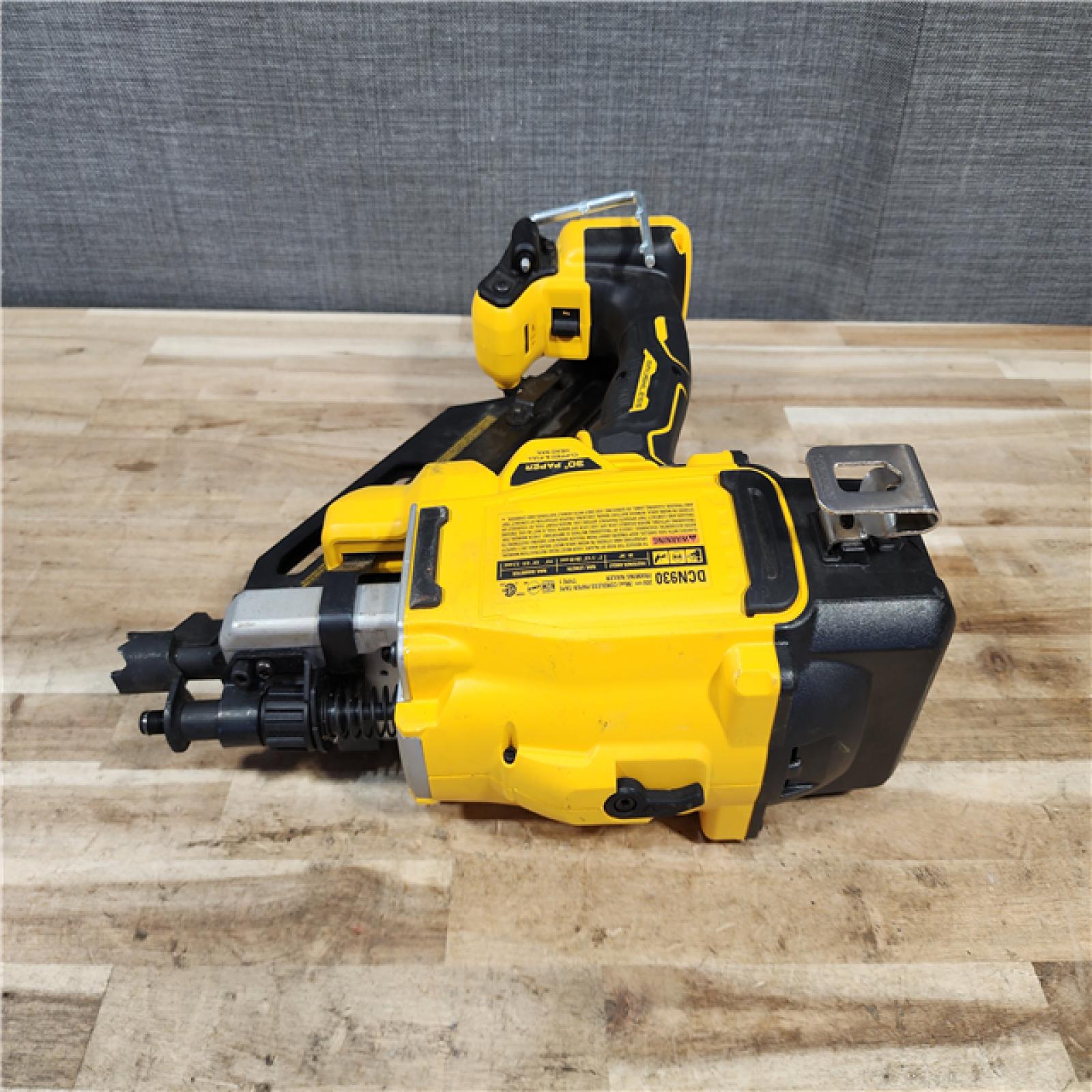 HOUSTON LOCATION - AS-IS DEWALT 20V 30 Degree Cordless Framing Nailer (Tool-Only)