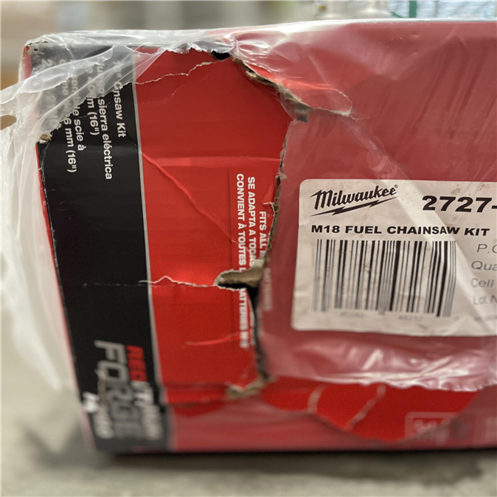 NEW! - Milwaukee M18 FUEL 16 in. 18V Lithium-Ion Brushless Battery Chainsaw (TOOL ONLY)