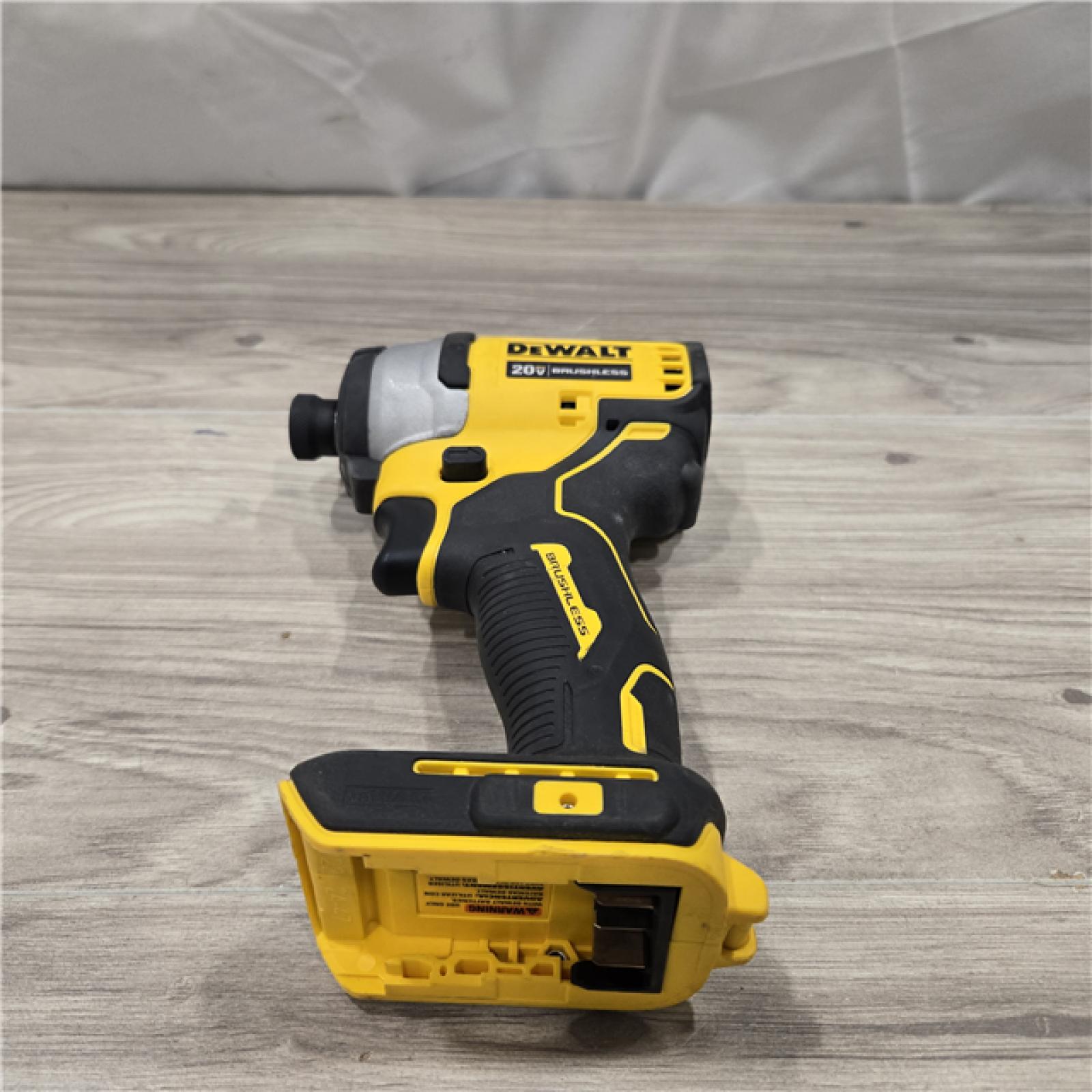 AS-IS DeWALT ATOMIC 20V MAX Cordless Compact Impact Driver Kit