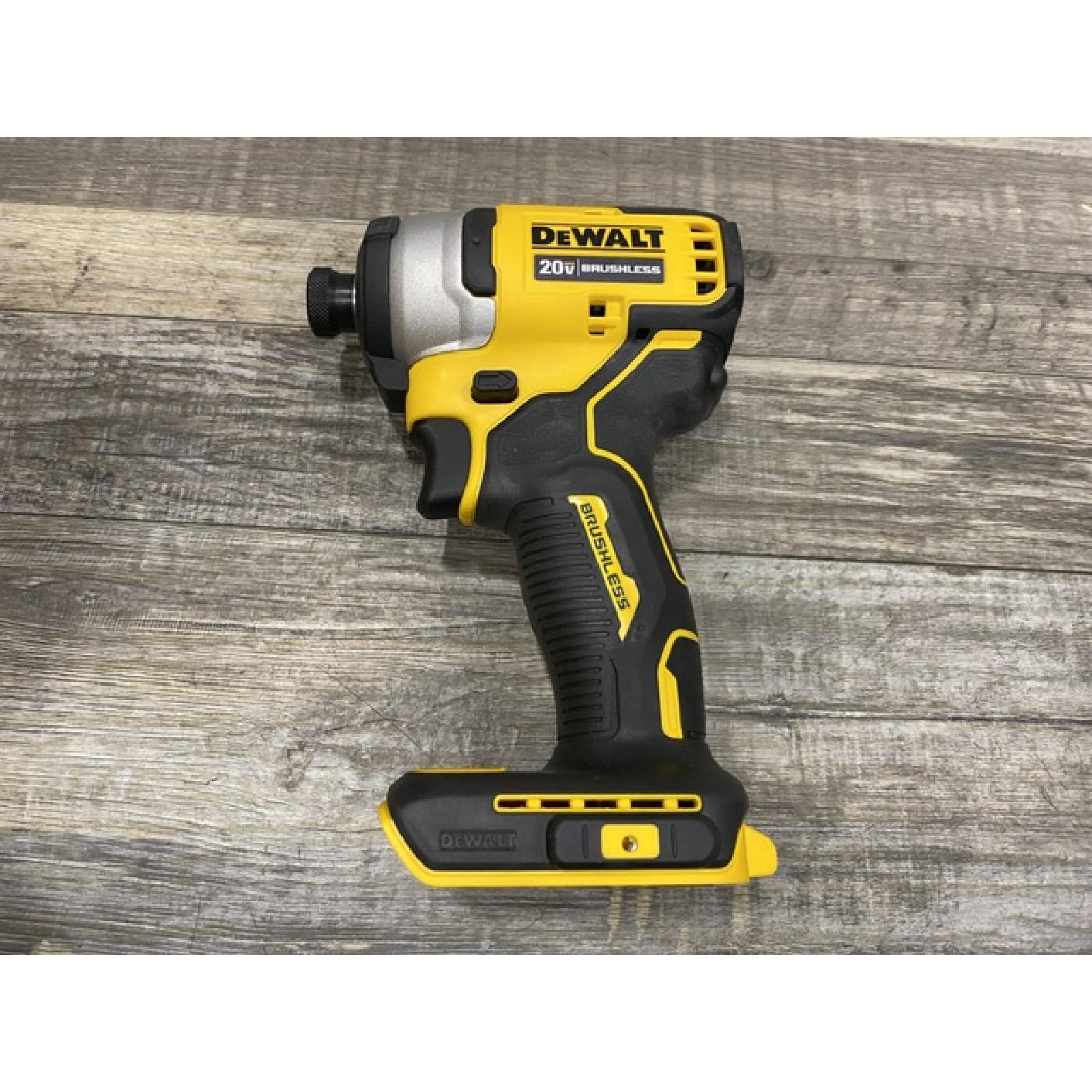 AS-IS DEWALT Atomic 20V Max Lithium-Ion Brushless Cordless Compact 1/4 in. Impact Driver Kit