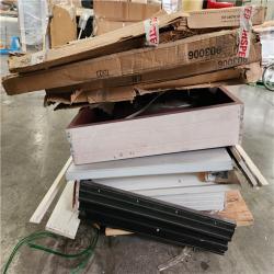 Phoenix Location AS-IS Door and Screen Pallet