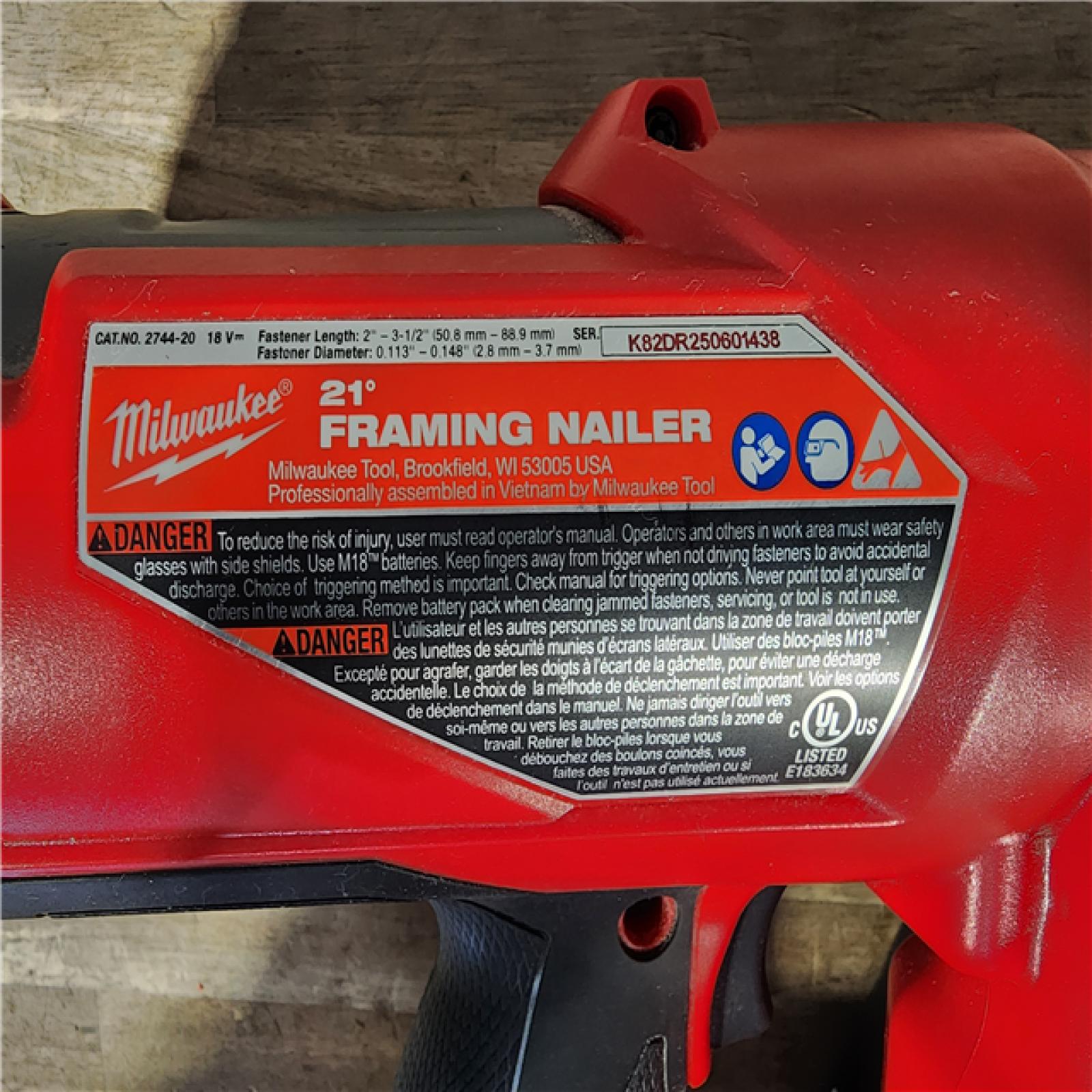 HOUSTON LOCATION - AS-IS Milwaukee 2744-20 M18 FUEL 3-1/2 in. 18V 21-Degree Lithium-Ion Brushless Cordless Framing Nailer (Tool-Only)