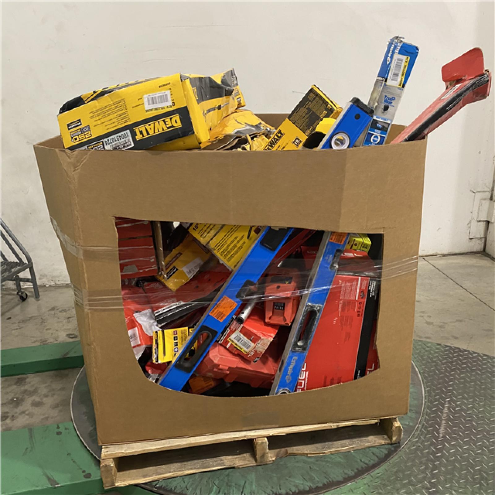 DALLAS LOCATION - AS-IS TOOL PALLET