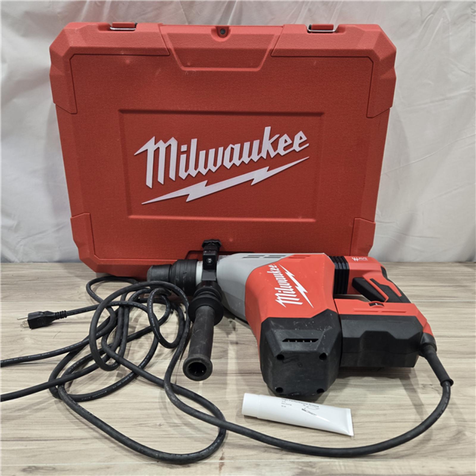 AS-IS Millwaukee 1-3/4 in. SDS-MAX Rotary Hammer