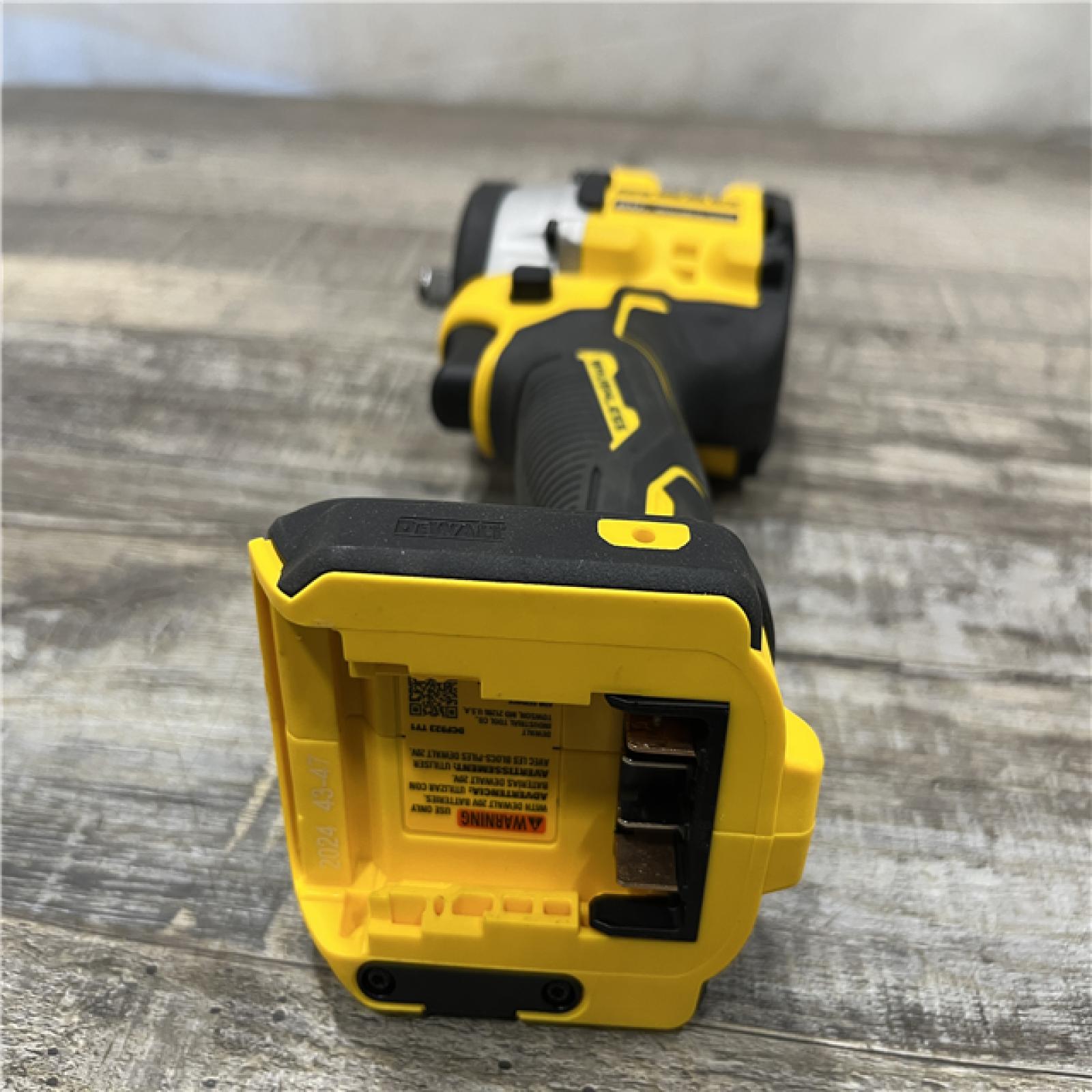 AS-IS DEWALT ATOMIC 20V MAX Cordless Brushless 3/8 in.Variable Speed Impact Wrench (Tool Only)