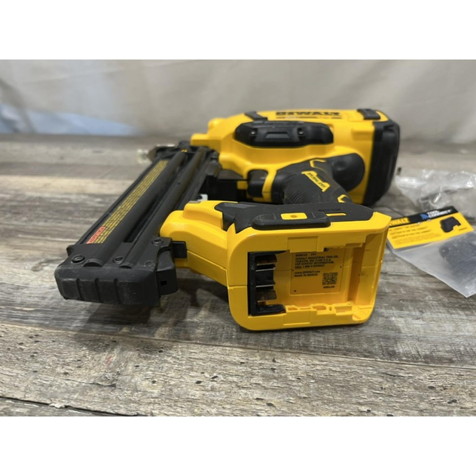AS-IS DEWALT 20V MAX XR 18 Gauge Cordless Brad Nailer (Tool Only)