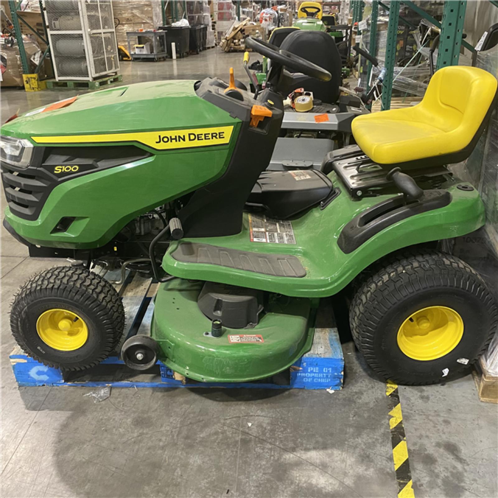 Dallas Location - As-Is John Deere S100 Lawn Tractor  42-in.