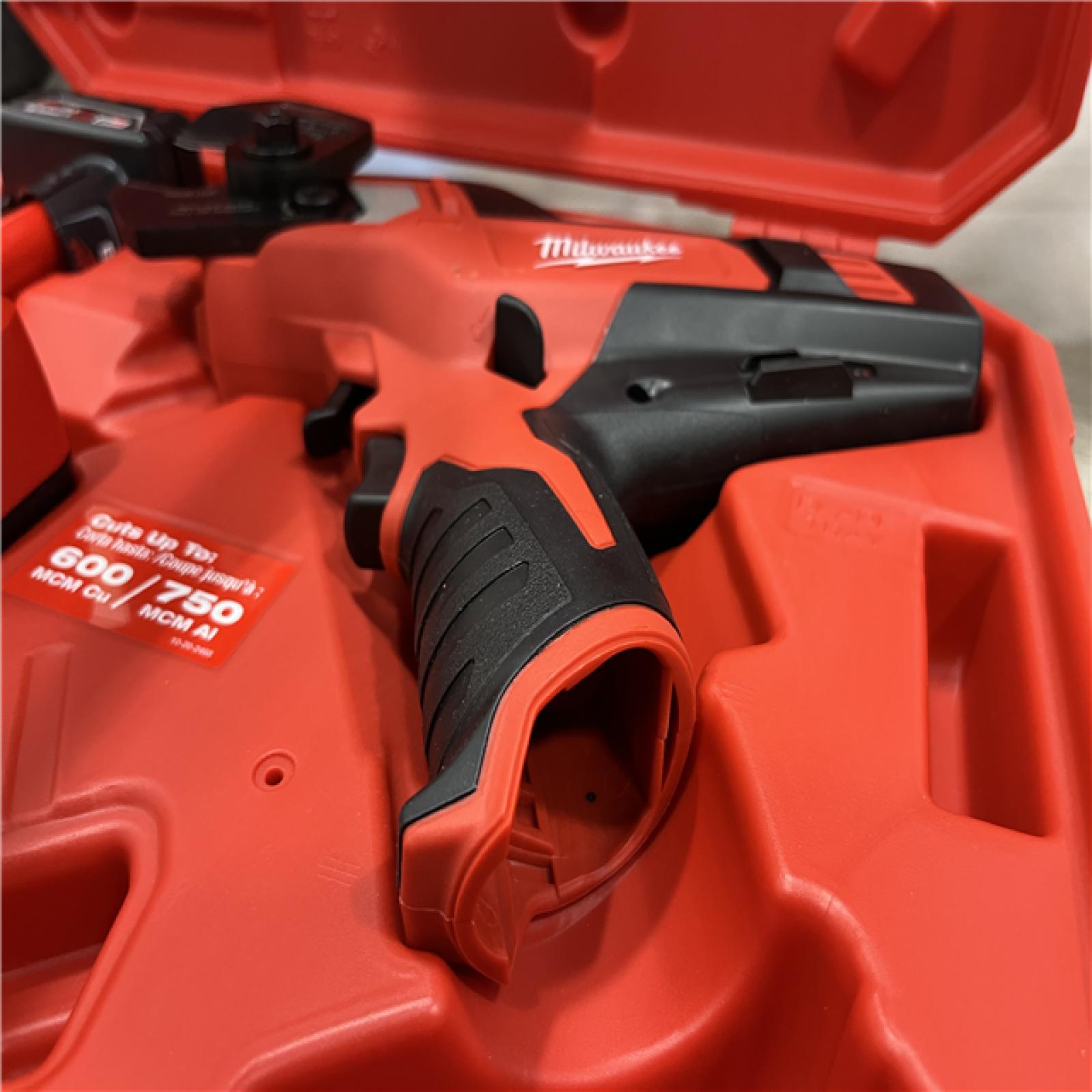 AS-IS Milwaukee 12V Lithium-Ion Cordless 600 MCM Cable Cutter Kit