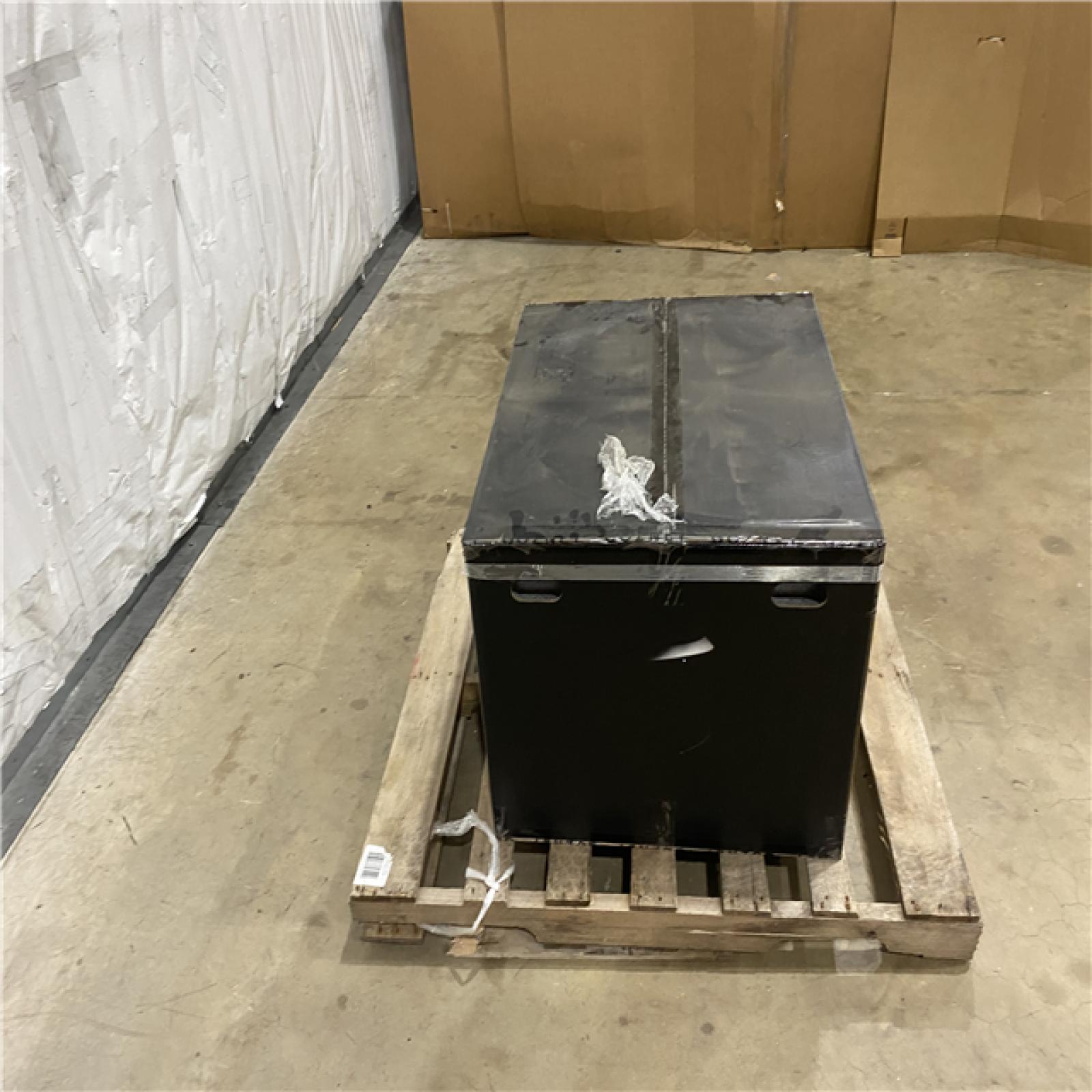 Houston Location - AS-IS home improvement pallet GOZNEY DOME