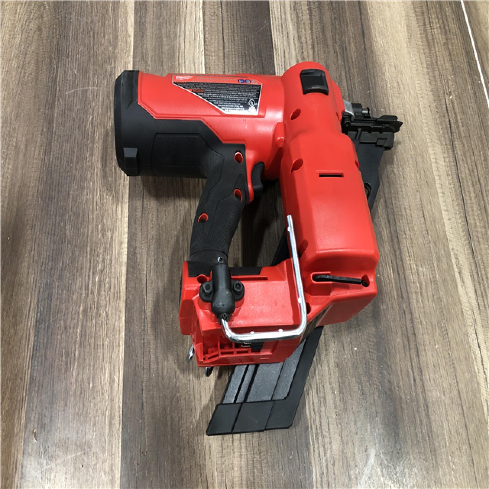 AS-IS Milwaukee M18 FUEL 3-1/2 in. 18-Volt 30-Degree Lithium-Ion Brushless Cordless Framing Nailer (Tool-Only)