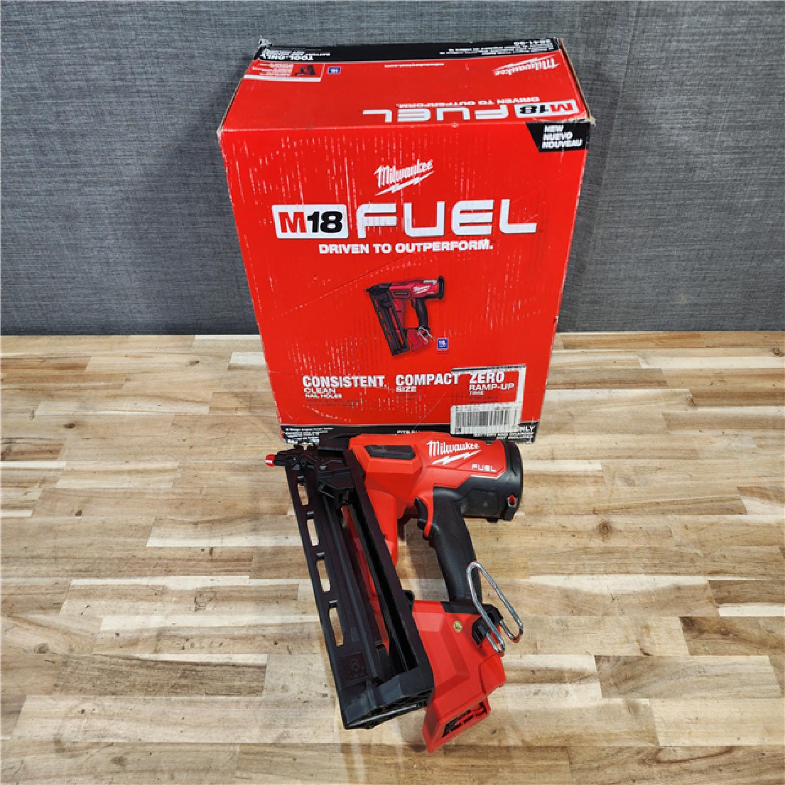 HOUSTON LOCATION - AS-IS Milwaukee  FUEL 18-Volt Lithium-Ion Brushless Cordless Gen II 16-Gauge Angled Finish Nailer (Tool-Only)