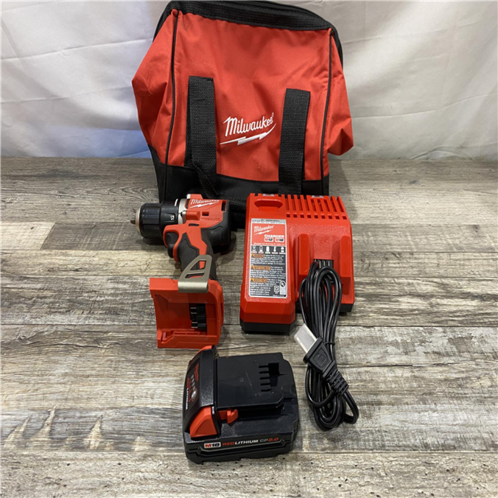 AS-IS Milwaukee 18V Lithium-Ion Brushless Cordless 1/2 in. Compact Drill/Driver Kit