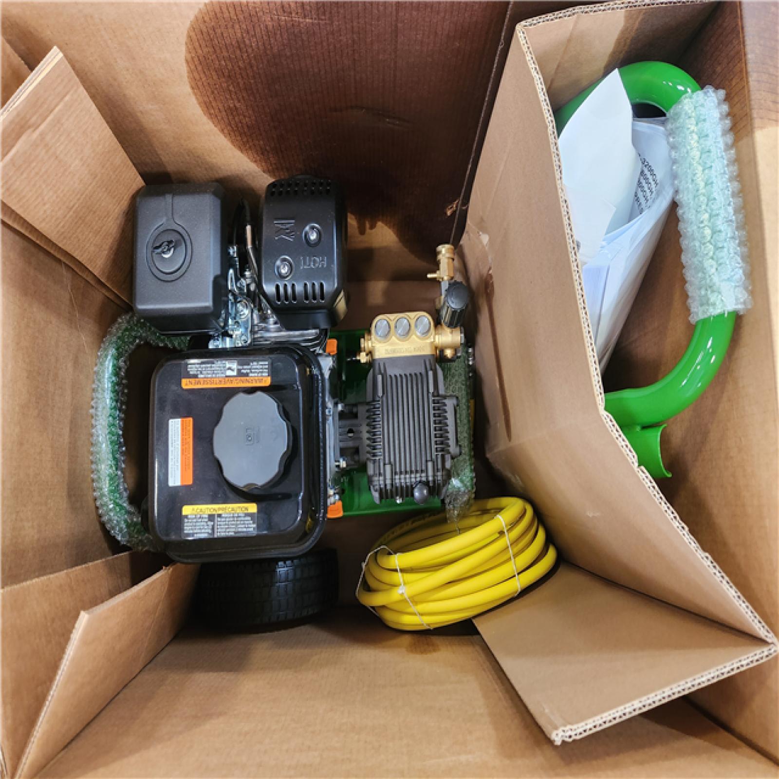 Phoenix NEW John Deere 3200 PSI 2.7 GPM Cold Water Gas Pressure Washer