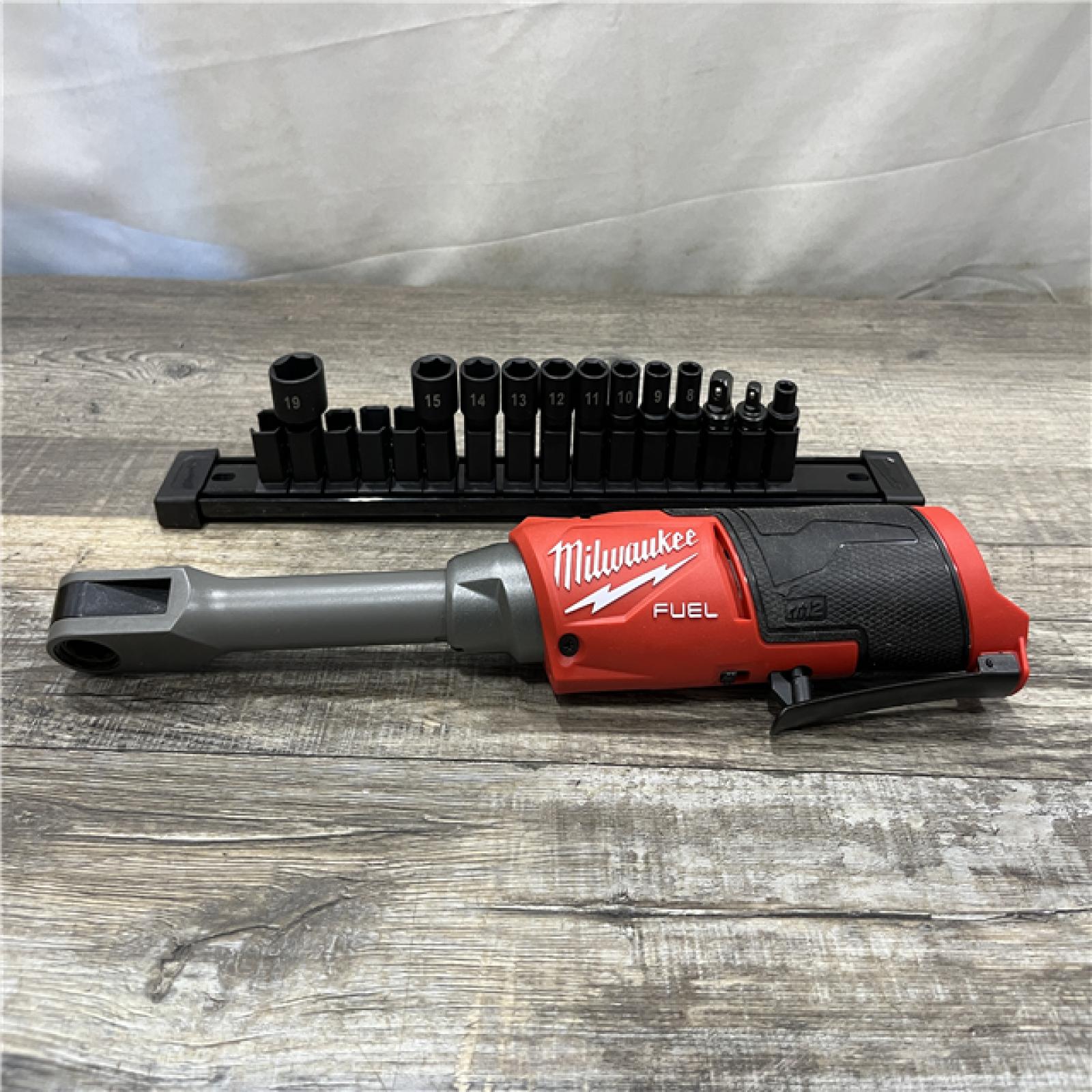 AS-IS Milwaukee FUEL INSIDER 12V Lithium-Ion Brushless Cordless 1/4 in. - 3/8 in. Extended Reach Box Ratchet (Tool-Only)