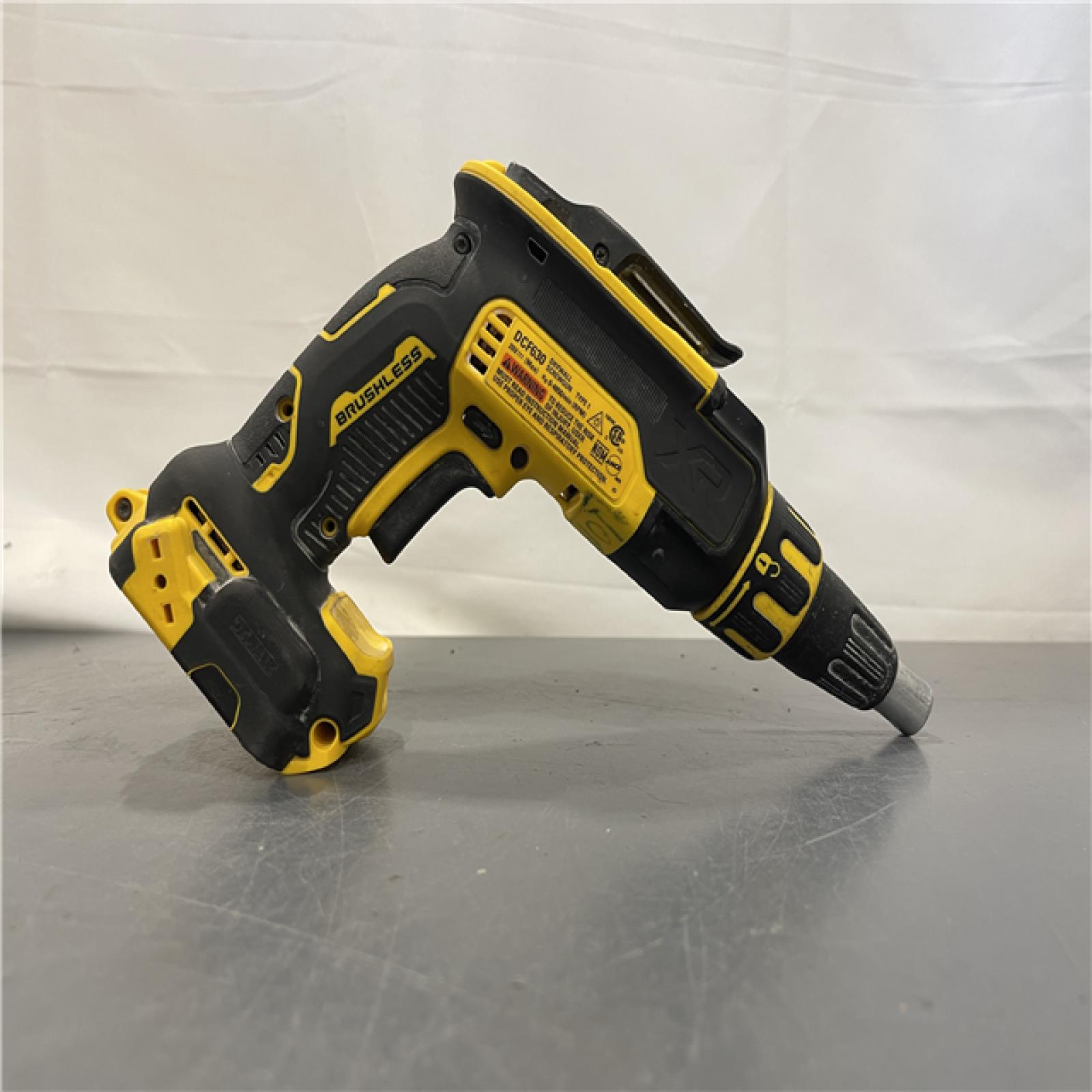 AS-IS - DeWalt XR 20V MAX Lithium-Ion Cordless Brushless Screw Gun (Tool Only)