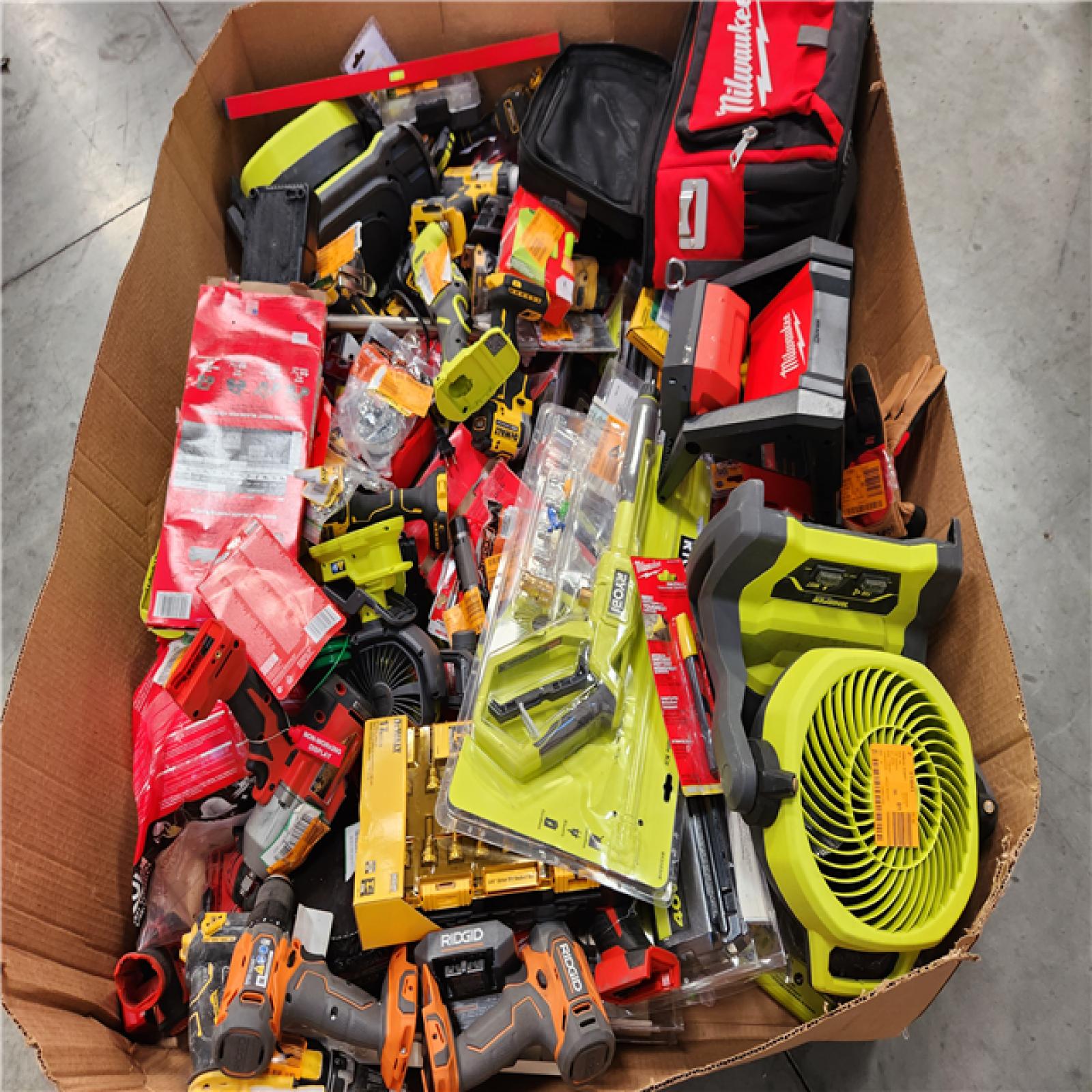CALIFORNIA AS-IS TOOL PALLET