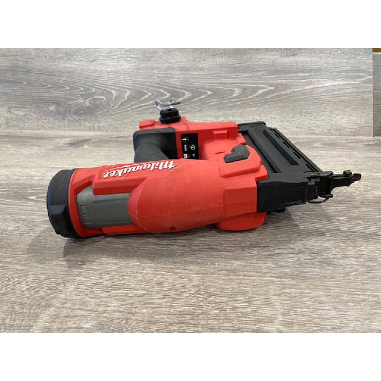 AS-IS Milwaukee FUEL 18-Volt Lithium-Ion Brushless Cordless Gen II 18-Gauge Brad Nailer (Tool-Only)