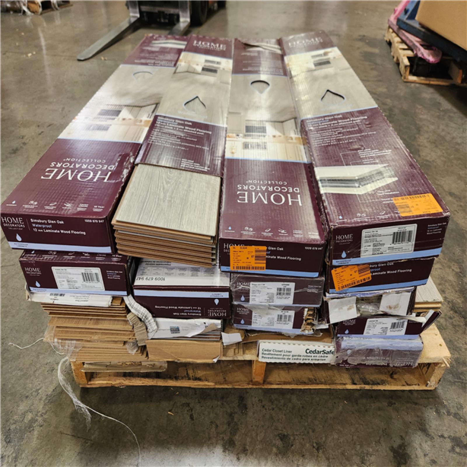 Phoenix Location Mixed Flooring Pallet (18 Cases)