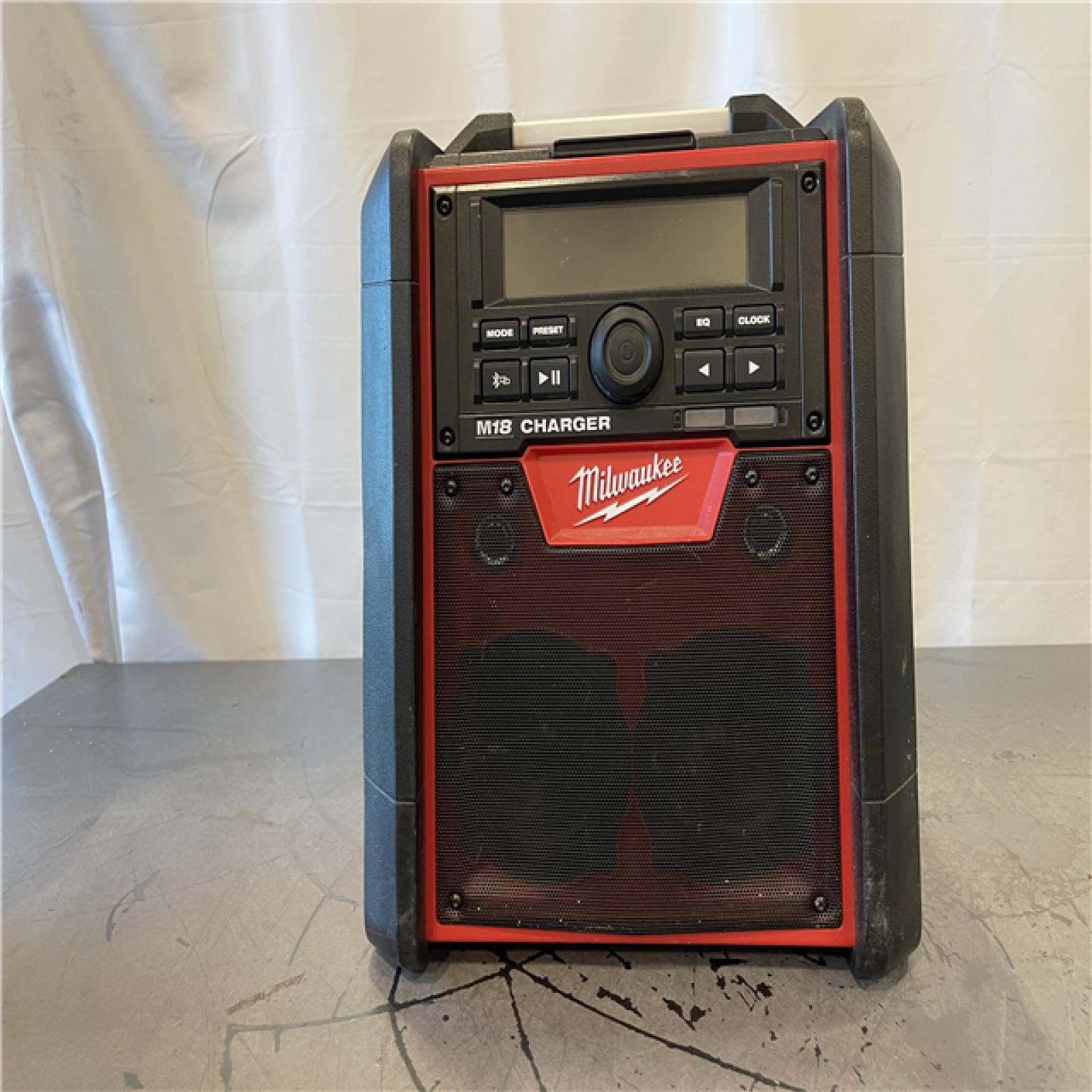 AS-IS - Milwaukee M18 Lithium-Ion Cordless Jobsite Radio/Charger
