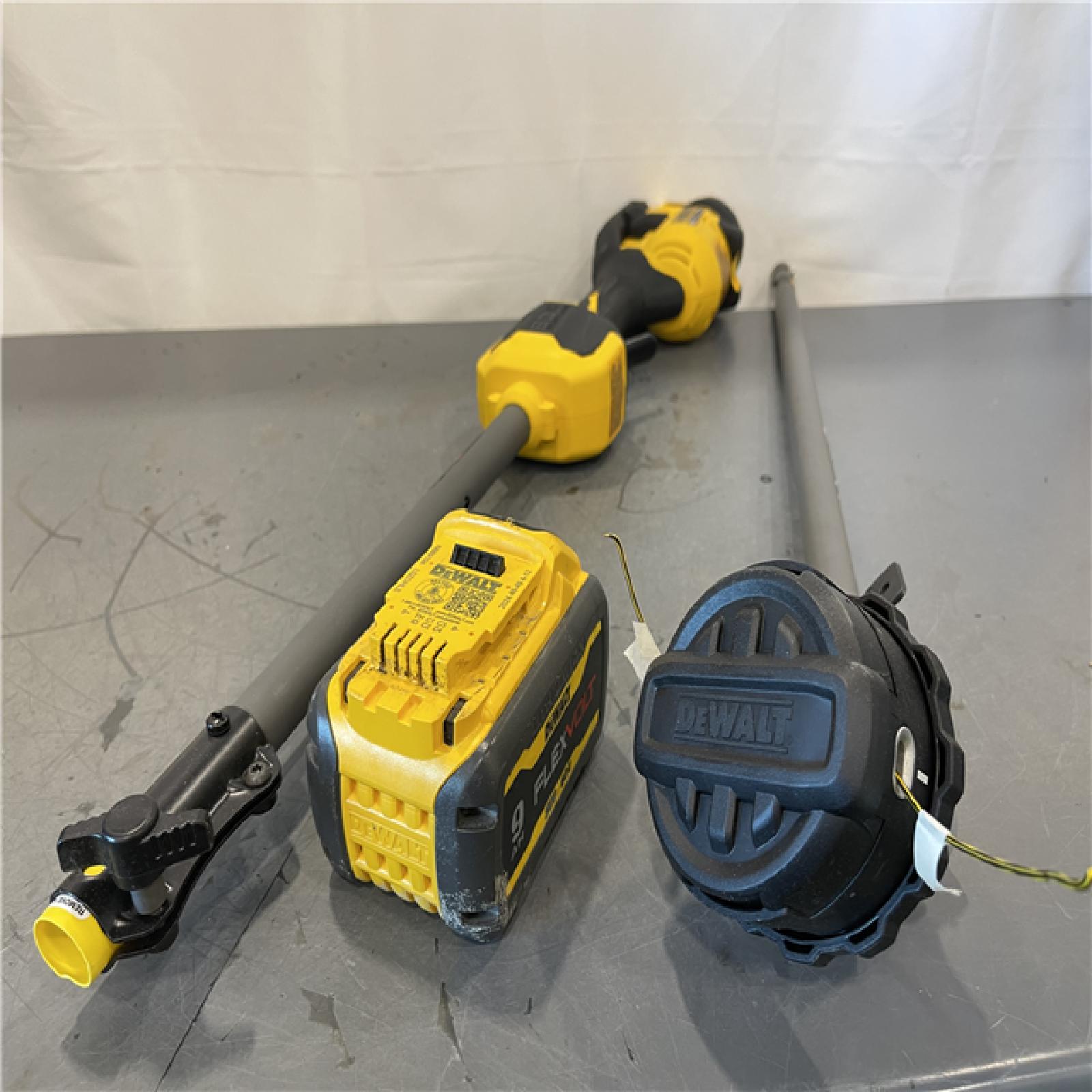 AS-IS - DEWALT FLEXVOLT 60V MAX 17 in. Cordless Battery Powered Attachment Capable Trimmer Kit