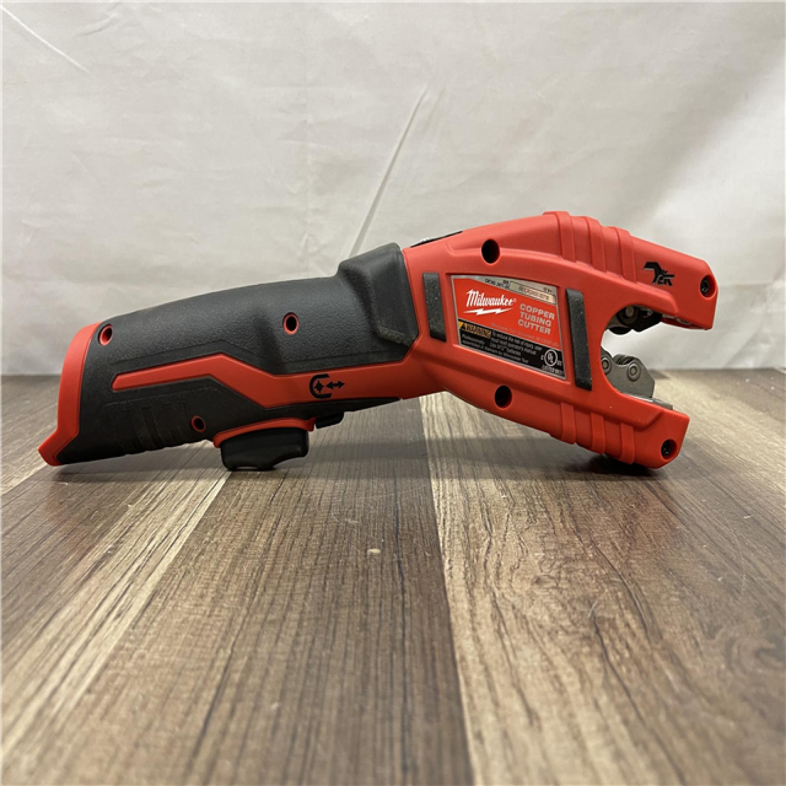 AS-IS Milwaukee M12 12V Lithium-Ion Cordless Copper Tubing Cutter (Tool-Only)
