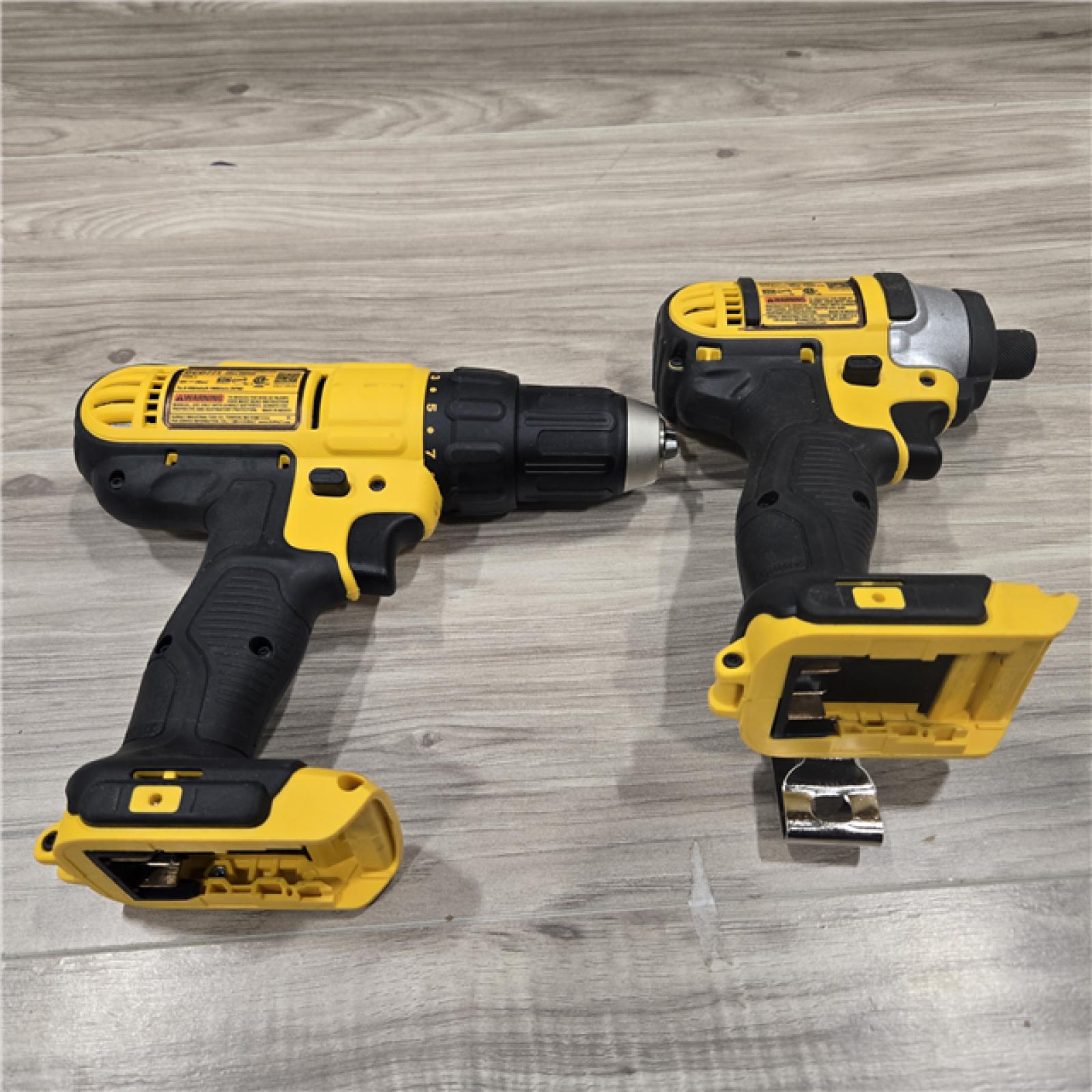 AS-IS DeWALT 20V MAX Cordless Drill Driver/Impact Driver Combo Kit