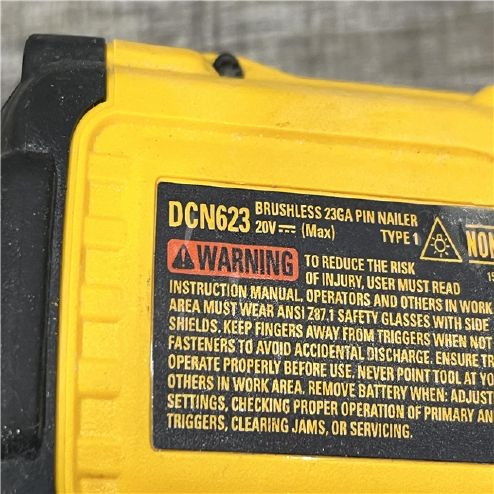 AS-IS DEWALT ATOMIC 20V MAX Lithium Ion Cordless 23 Gauge Pin Nailer Kit