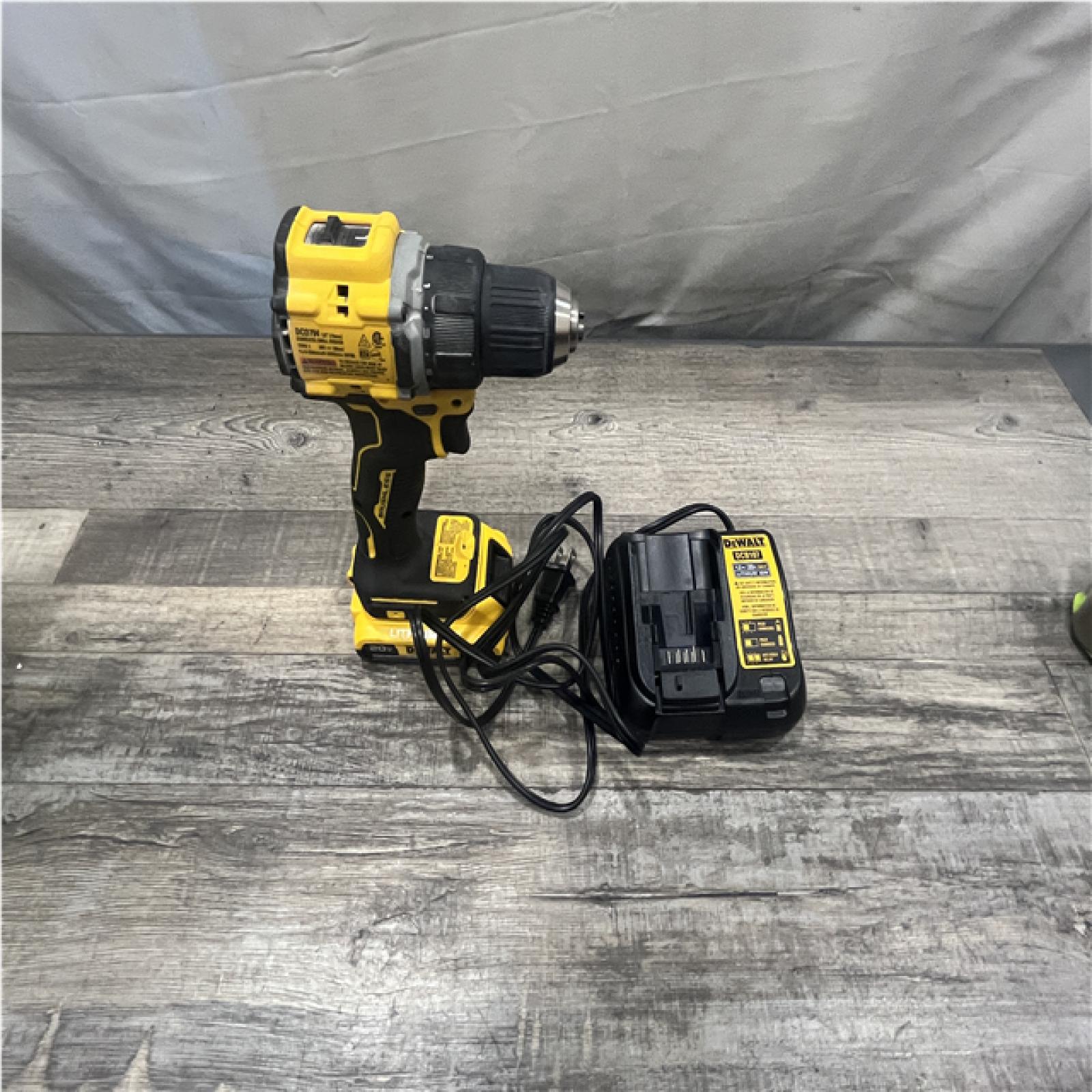 AS-IS DEWALT Atomic 20V Lithium-Ion Cordless Compact 1/2 in. Drill/Driver Kit
