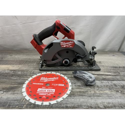 AS-IS Milwaukee FUEL 18V Lithium-Ion Brushless Cordless 7-1/4 in. Circular Saw (Tool-Only)
