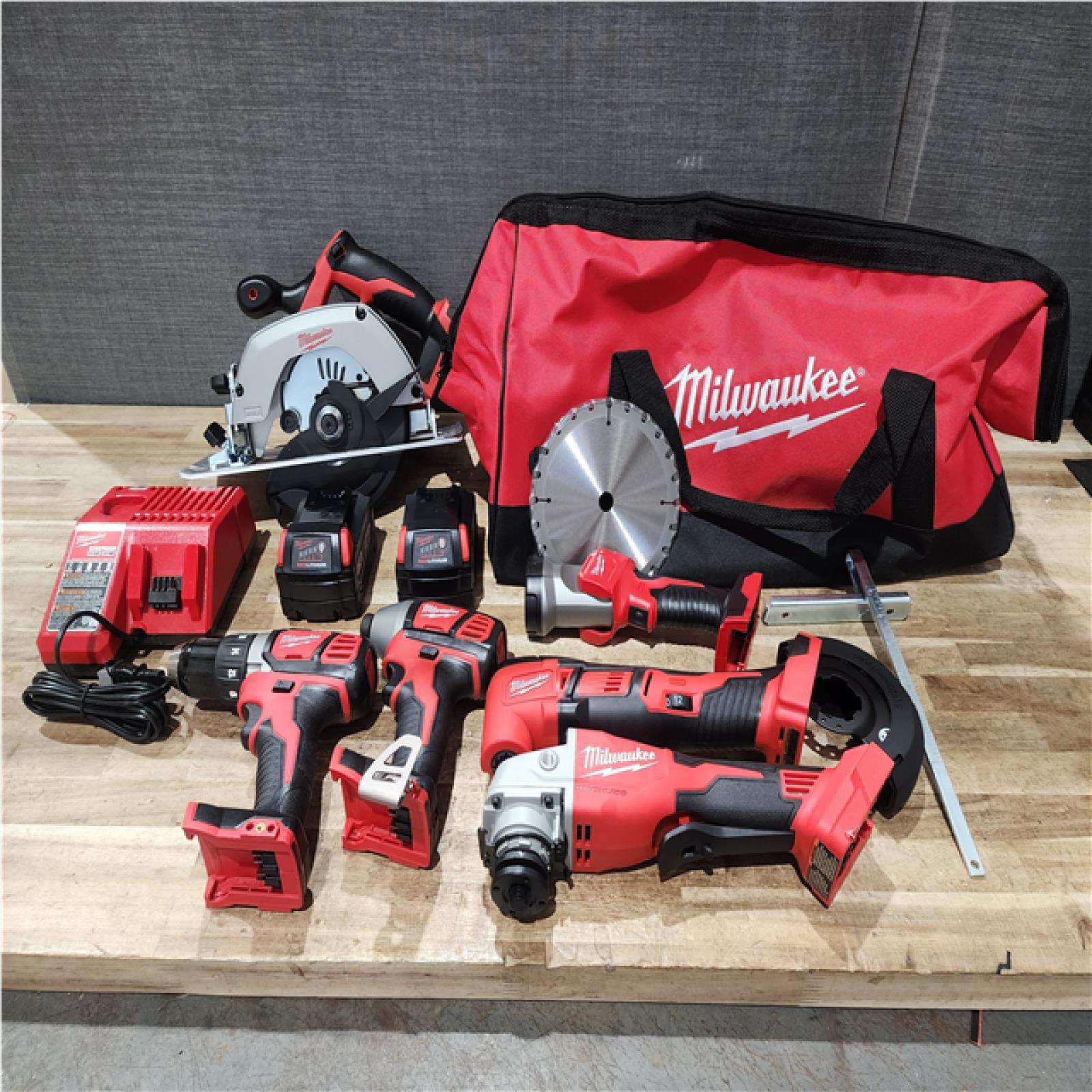 Houston Location AS-IS M18 18-Volt Lithium-Ion Cordless Combo Kit (6-Tool) with 2-Batteries  Charger and Tool Bag