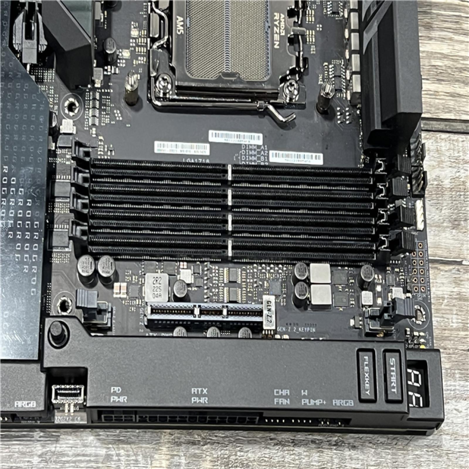 AS-IS ASUS X670E ROG Crosshair Extreme AMD AM5 eATX Motherboard 3.8 (32)