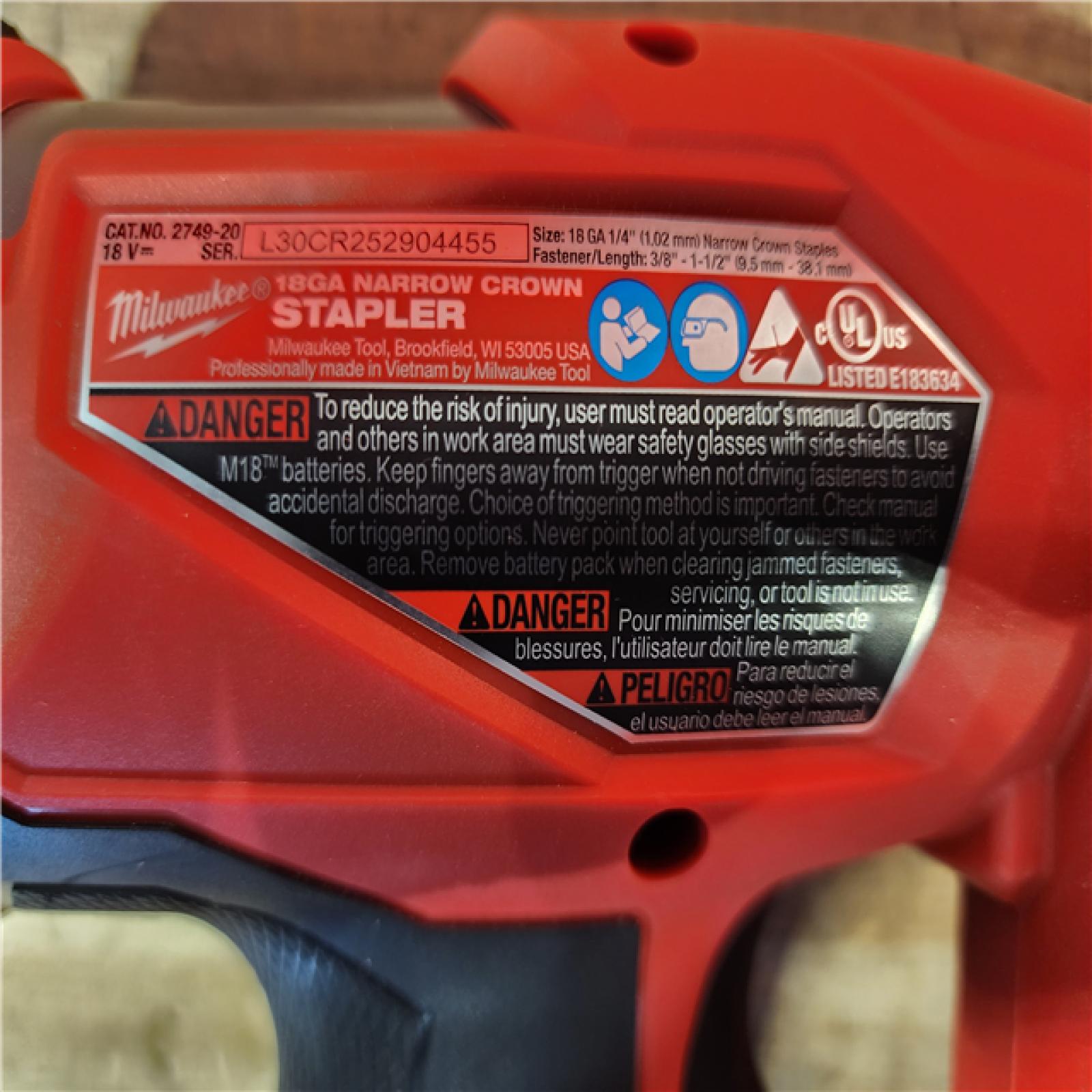 HOUSTON LOCATION - AS-IS Milwaukee FUEL 18-Volt Lithium-Ion Brushless Cordless 18-Gauge 1/4 in. Narrow Crown Stapler (Tool-Only)