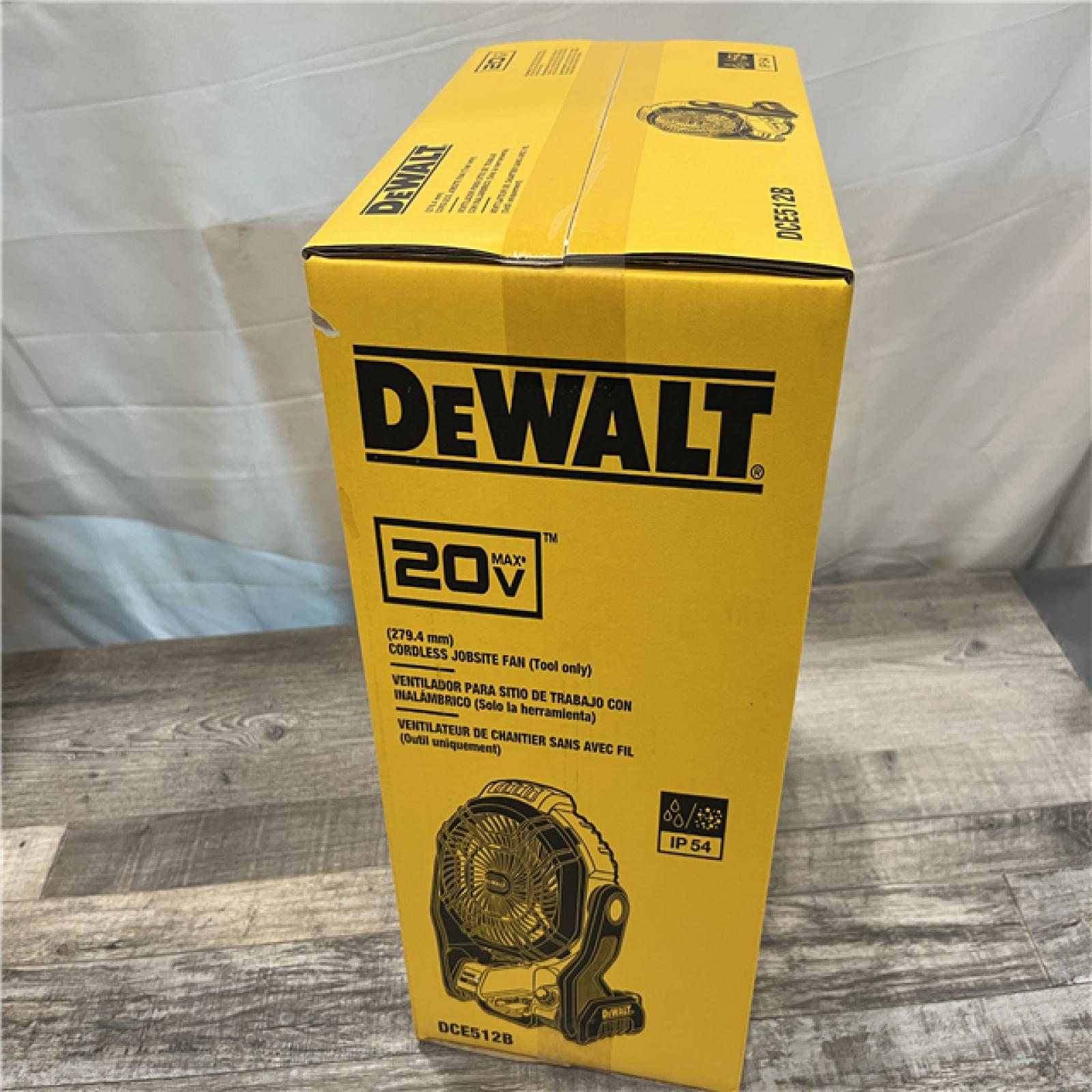 NEW - DEWALT 20V MAX Jobsite Fan (Tool Only)