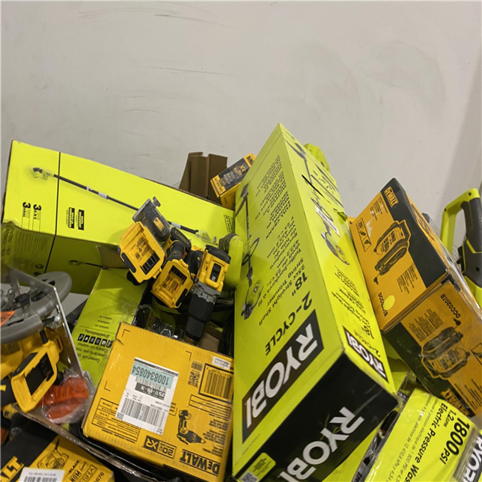 Dallas Location - As-Is Tool Pallet