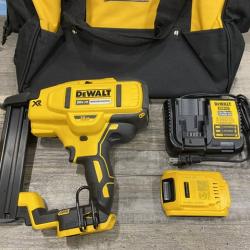 AS-IS DEWALT 20V MAX XR Lithium-Ion Cordless 18-Gauge Narrow Crown Stapler Kit