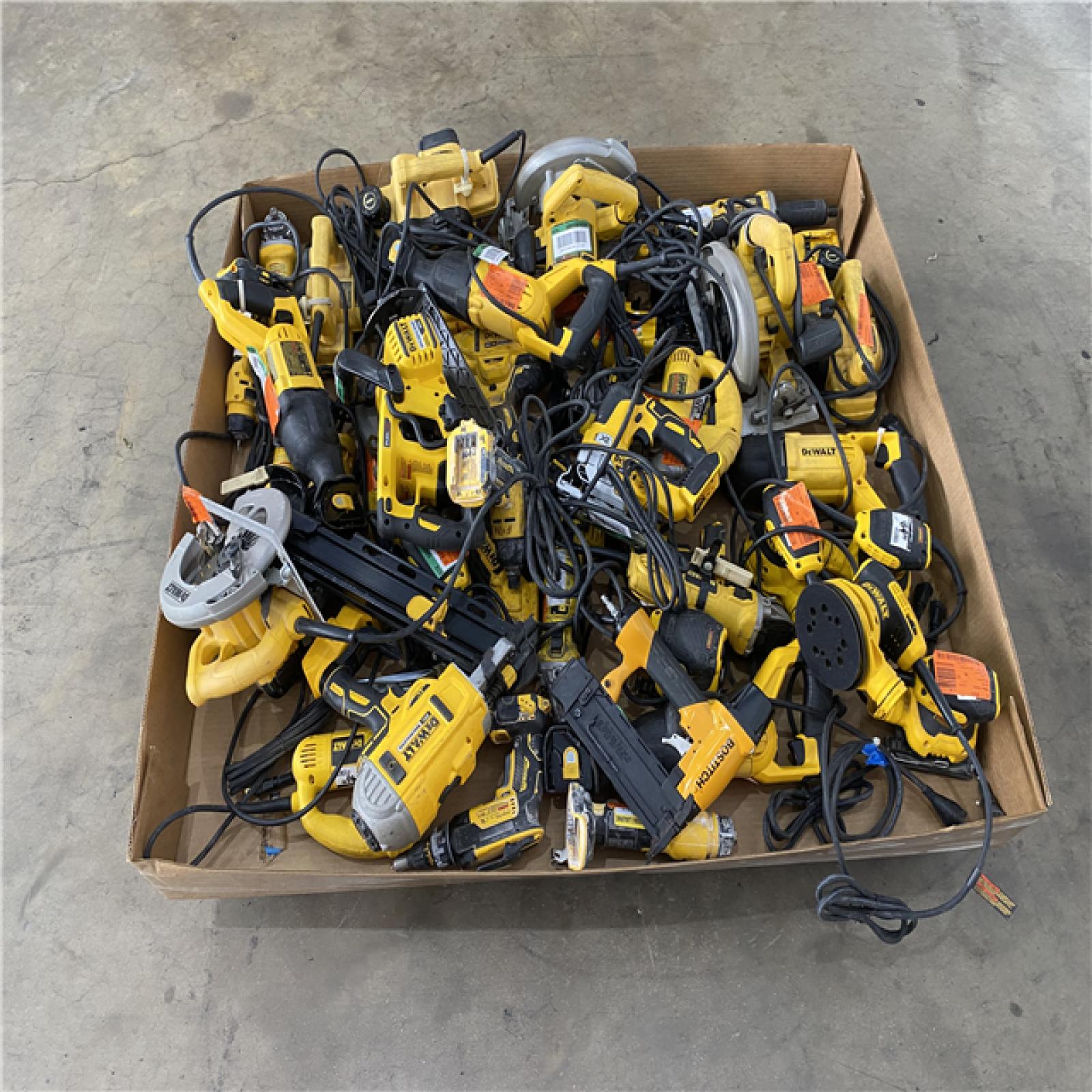 Houston Location AS IS - Tool Pallet