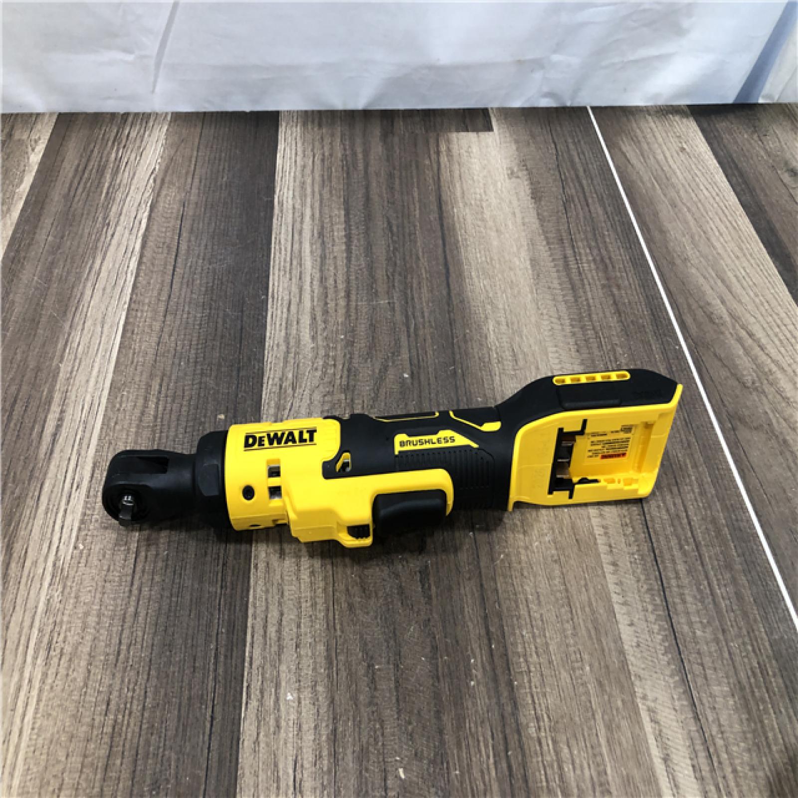 AS-IS DEWALT 20V MAX 1/4 in. Cordless Ratchet (Tool-Only)