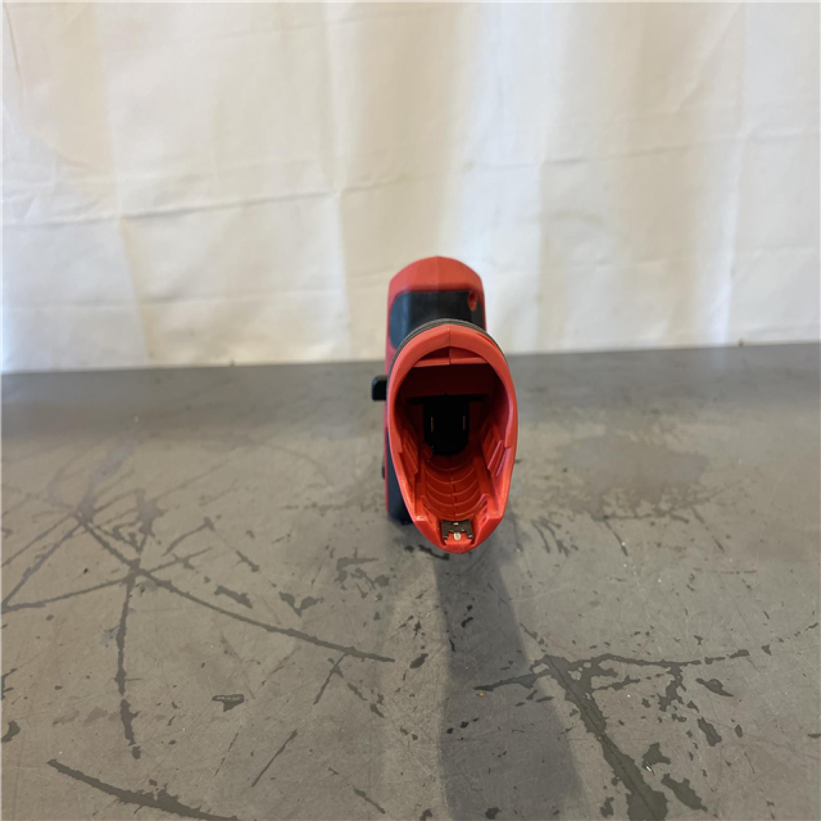 AS-IS- Milwaukee M12 FUEL 8inch Hedge Trimmer Kit