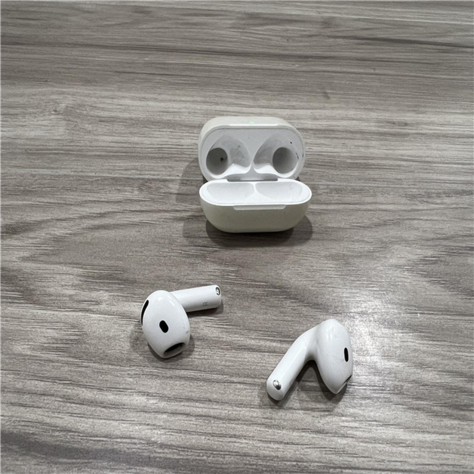 AS-IS Apple AirPods (4th Generation) Bluetooth A3059 White