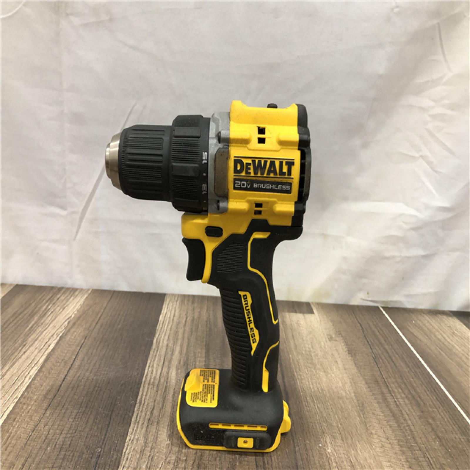 AS-IS DEWALT Atomic 20V Lithium-Ion Cordless Compact 1/2 in. Drill/Driver Kit