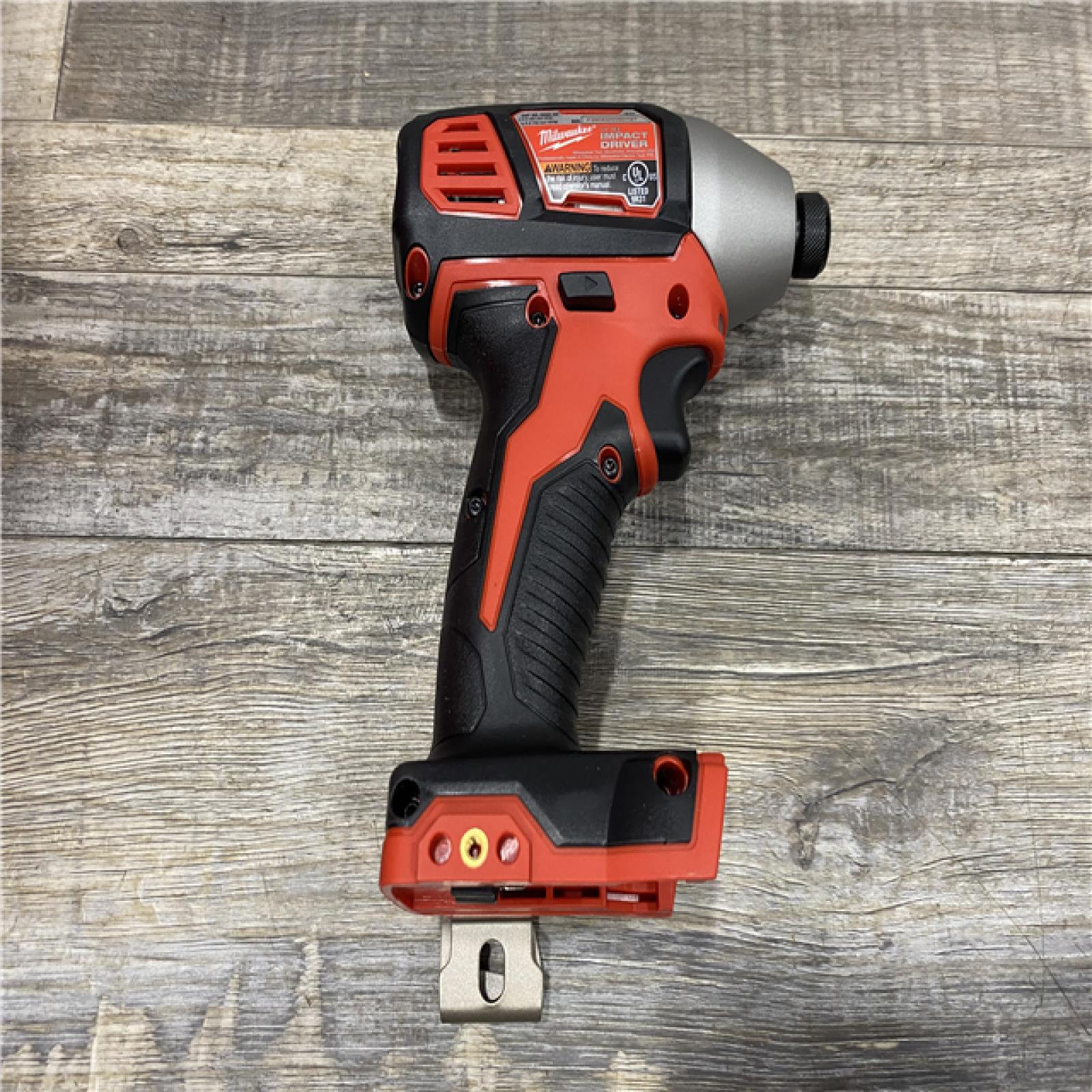 AS-IS Milwaukee 18V Lithium-Ion Cordless 1/4 in. Impact Driver Kit